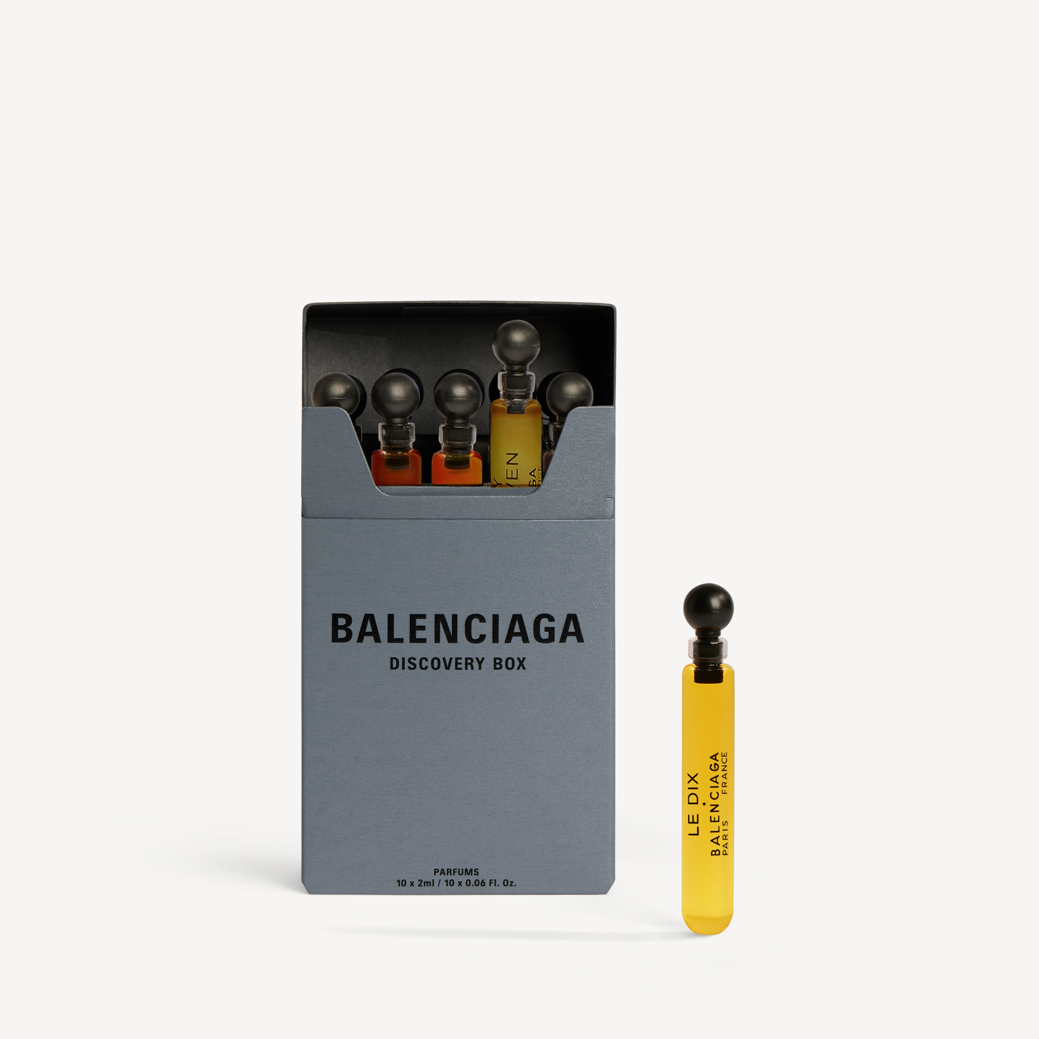 Discovery Box內含10款(2ml )香調。NT$2,700(BALENCIAGA提供)