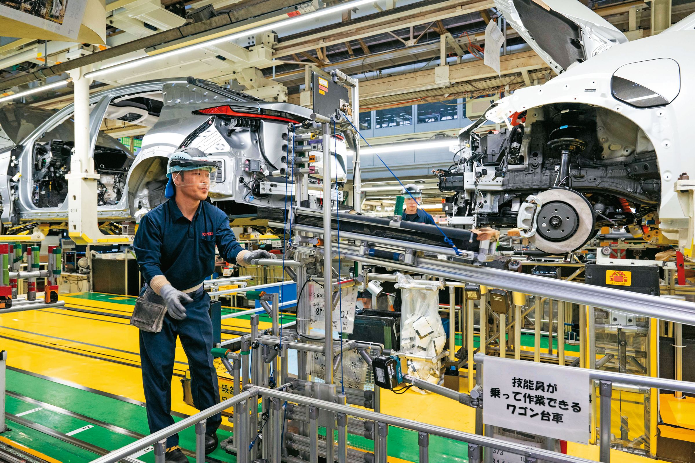 日本製造業實力堅強,豐田(Toyota)公布預估全年淨利大幅上修。(Toyota提供)