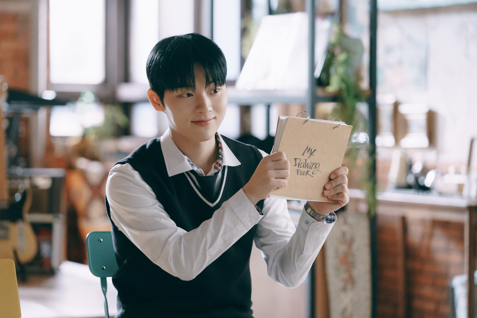 崔顯旭主演《閃亮的西瓜》，雖爆出負面新聞但迅速道歉滅火，收視率未受影響。（friDay影音提供）