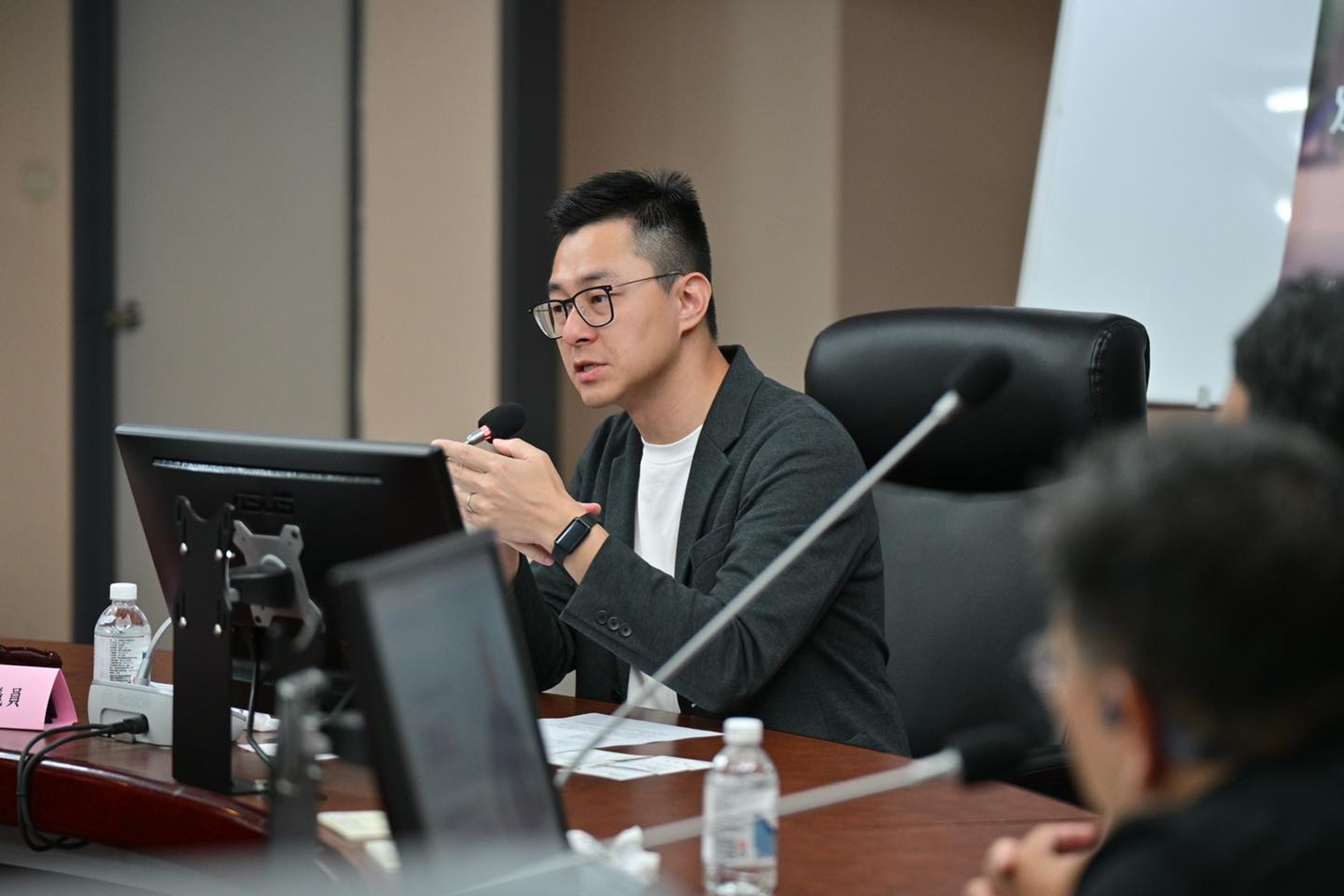 北市議員詹為元被問到是否中頭獎，無奈發文自清。（翻攝自詹為元 政治我們的事臉書）