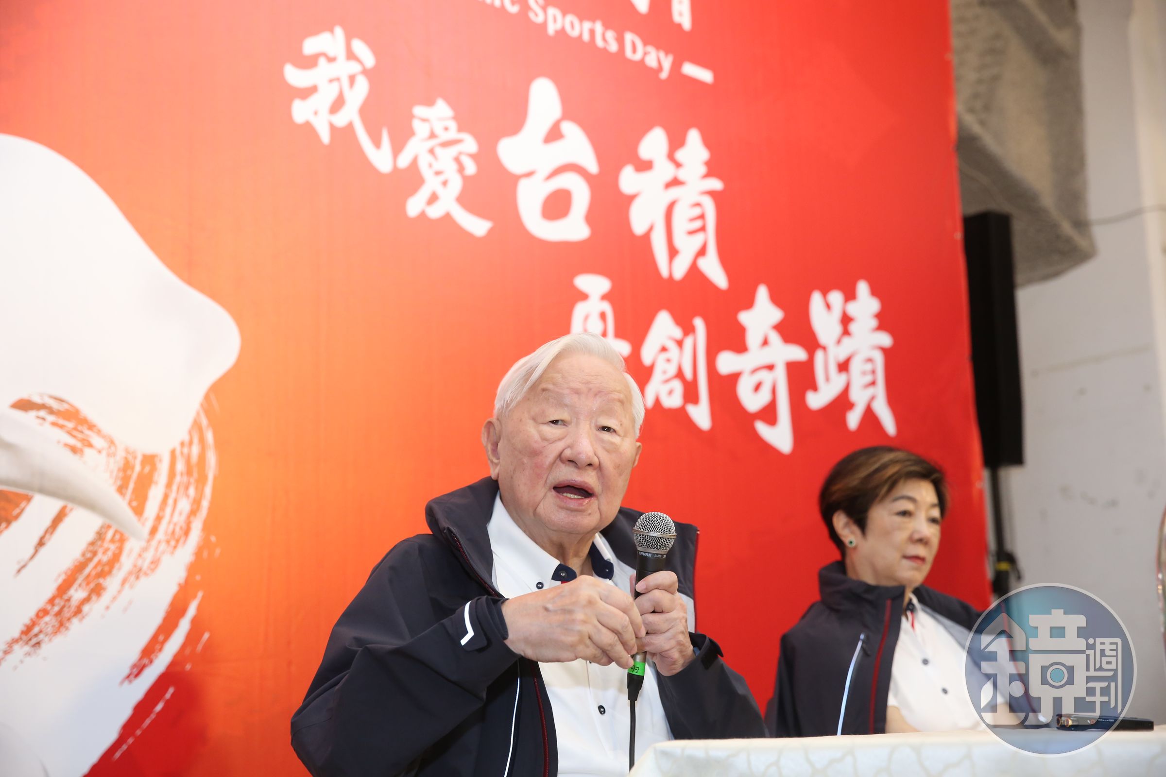 張忠謀認為,台灣半導體優勢,2、30年後不會再有。