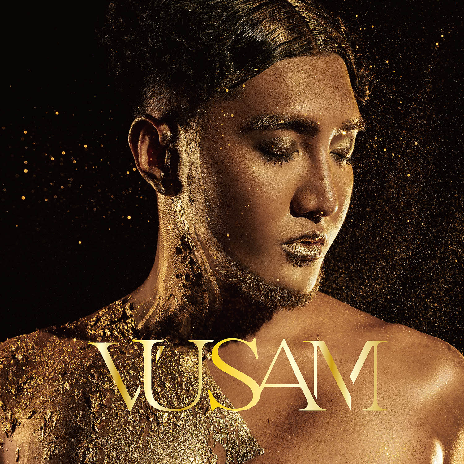 舞炯恩族語專輯《Vusam種子》封面吸睛。(斯納伊工作室提供)