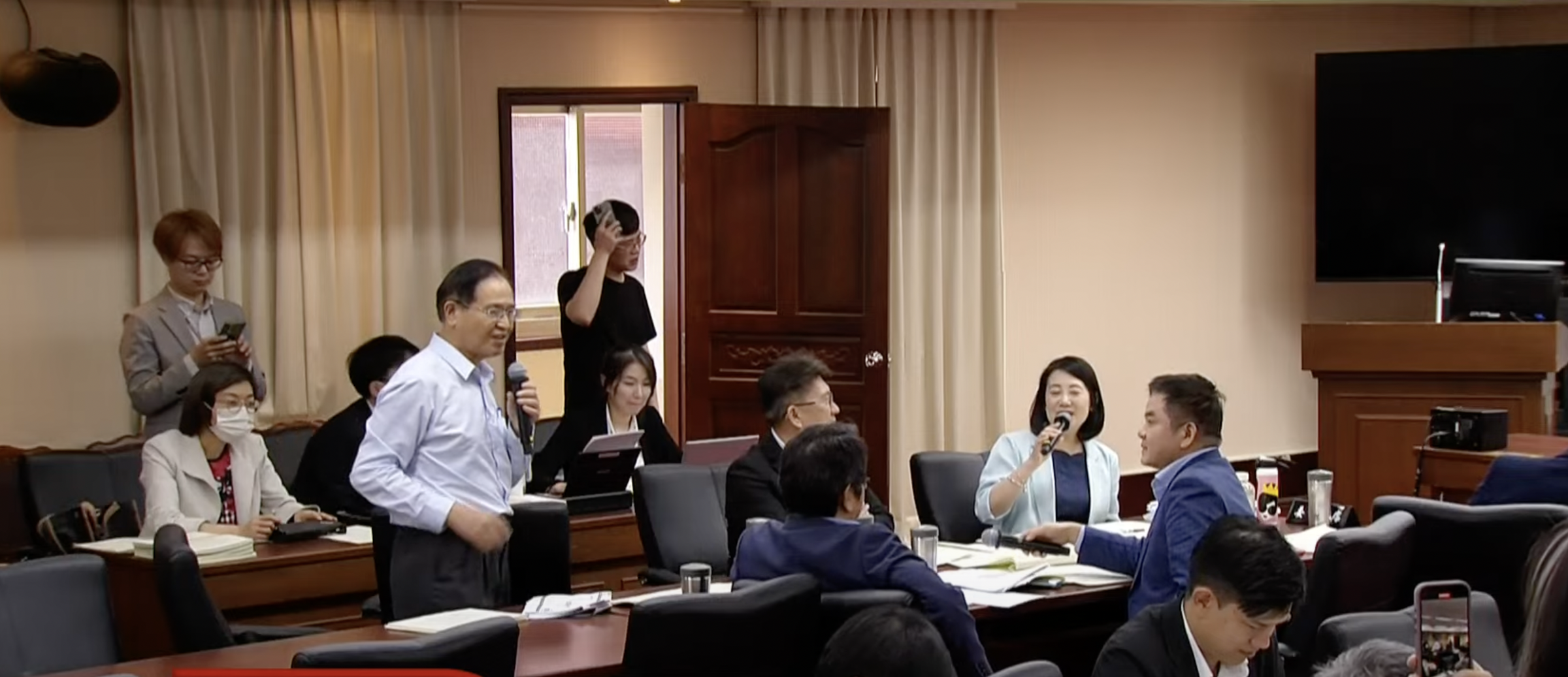 針對莊瑞雄言論,鄭天財會後緩頰稱,他與莊很熟,「相信他沒有惡意。」(翻攝自立法院直播Ivod)