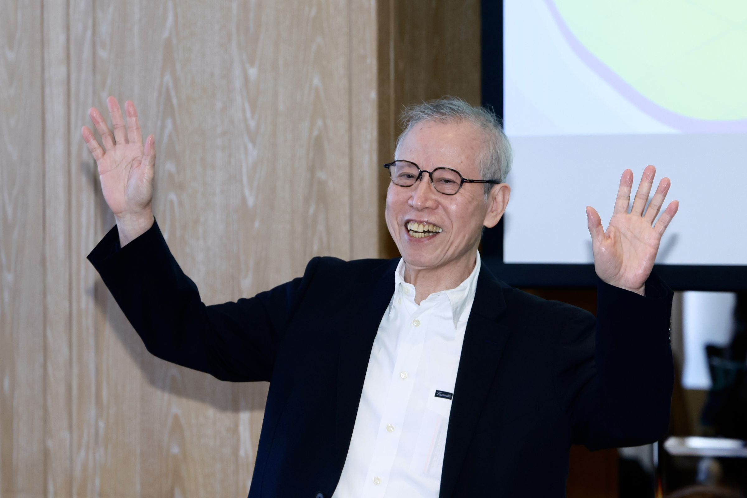 聯合再生能源以URECO品牌航向全球,Total Solution深化國際布局。圖為聯合再生能源董事長洪傳獻。