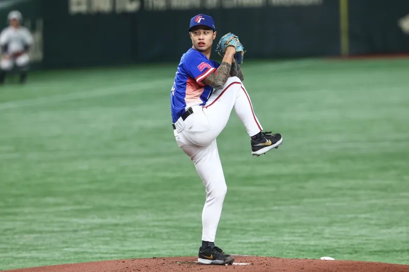 21歲王牌左投林昱珉，人氣暴漲，舉手投足都是鎂光燈的焦點。（中華棒協提供）