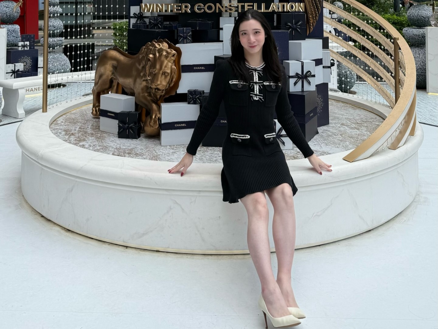 網紅「FUMI阿姨」因北捷踹阿嬤爆紅,近日因提及上女廁遭投訴而再度引起網路話題。(翻攝Threads@auntyfumika)