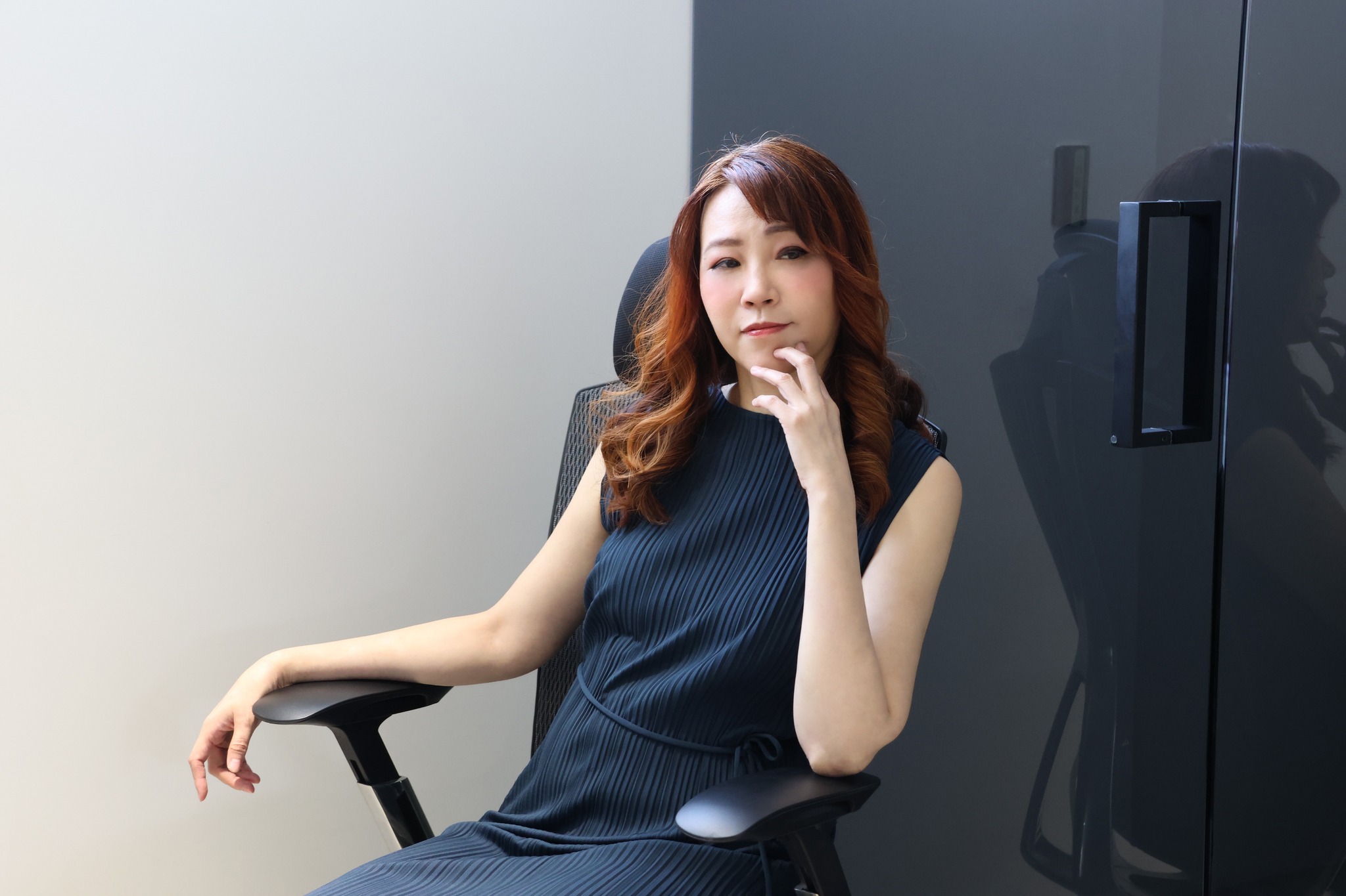 胡采蘋經營的粉專昨天無預警消失，所幸今天已成功被救回。（翻攝自「Emmy追劇時間」臉書粉專）