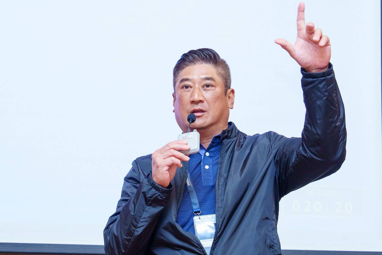 亞洲棒球總會會長辜仲諒主持亞棒總會員大會。（亞洲棒球總會提供）