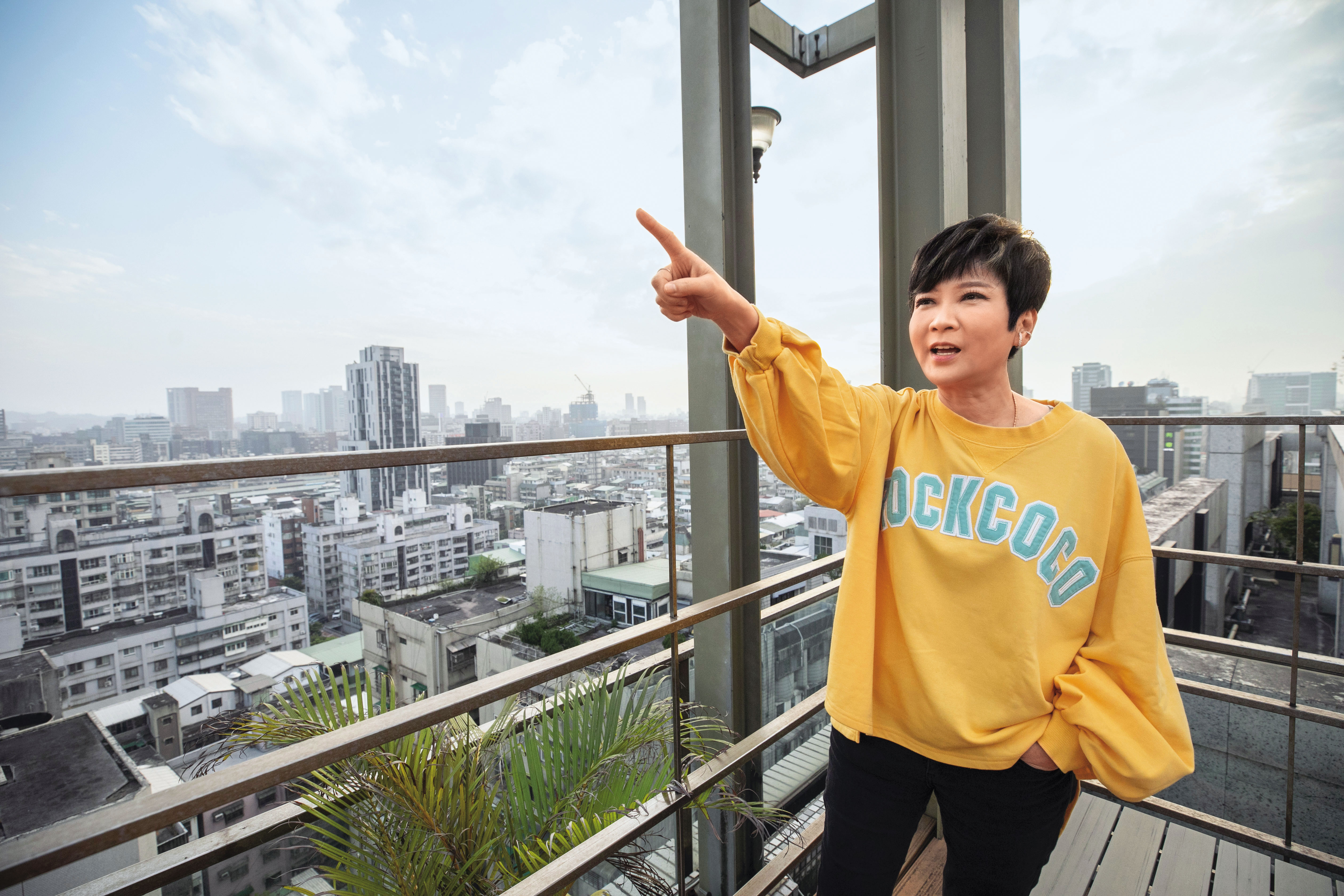 李蜀芳將股市獲利收割後，與建商合作在台南買地，眼光相當精準。