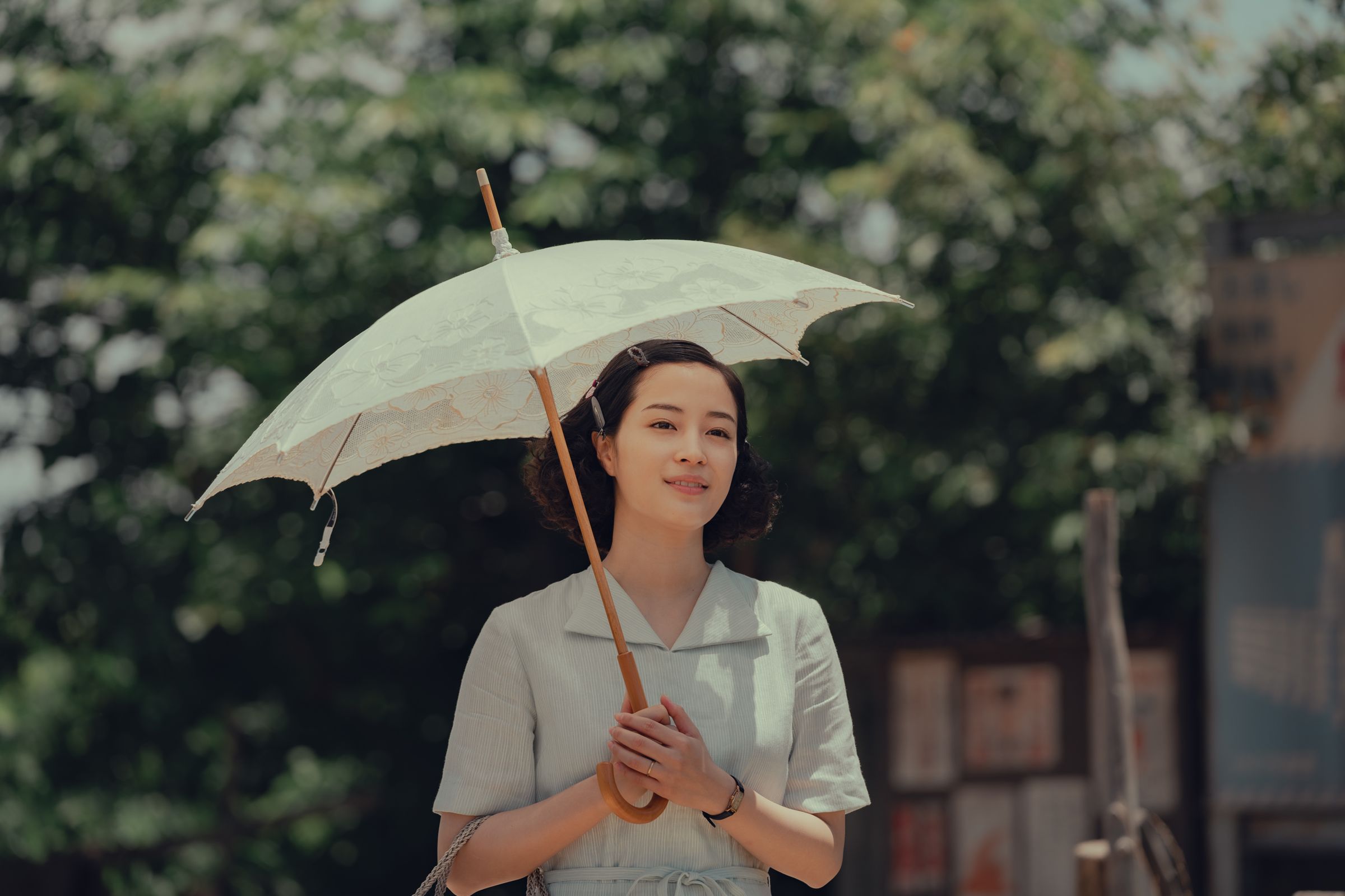 石川慶編導、廣瀨鈴主演的《群山淡景》改編自諾貝爾文學獎得主石黑一雄的同名小說。（東昊提供）