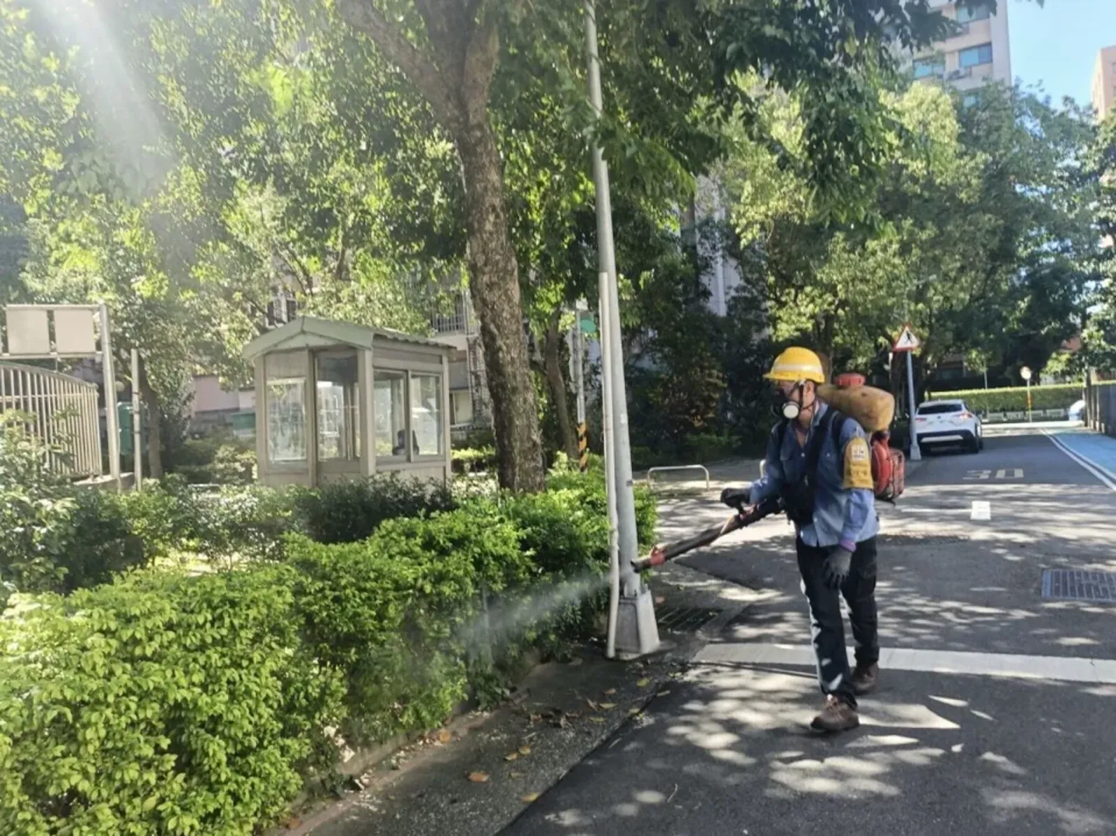 台灣街頭消毒讓「觀光大扣分」嗎?日籍YouTuber Iku老師分享自已的看法。(示意圖,衛生局提供)