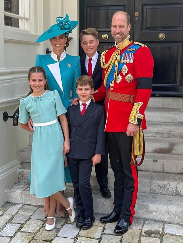 凱特私下不愛用手機,多把時間留給孩子和家人。(翻攝princeandprincessofwales IG)