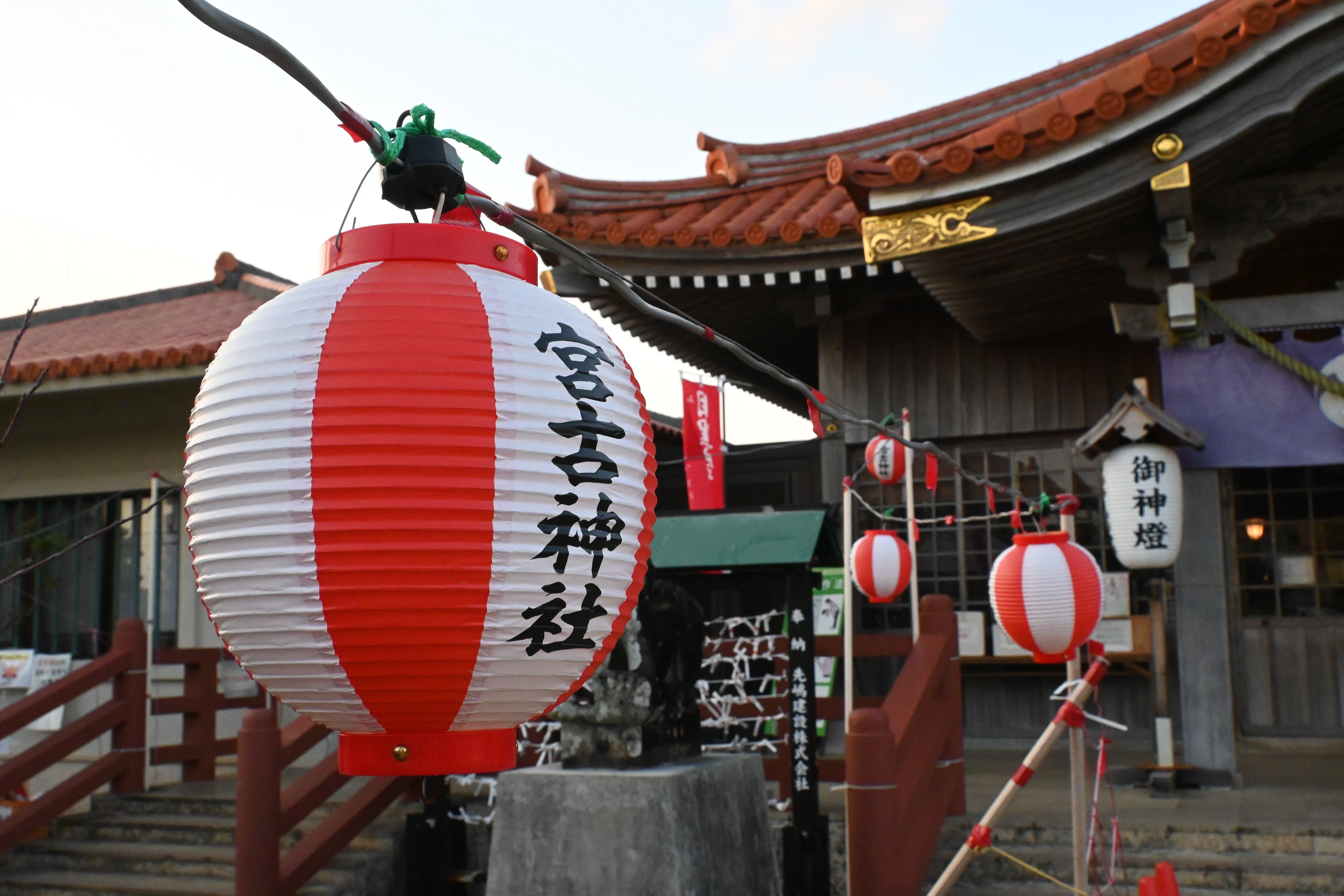 宮古神社每年舉辦例祭、夏季豐年祈願祭及月次祭等傳統祭典，是宮古島的重要信仰中心。