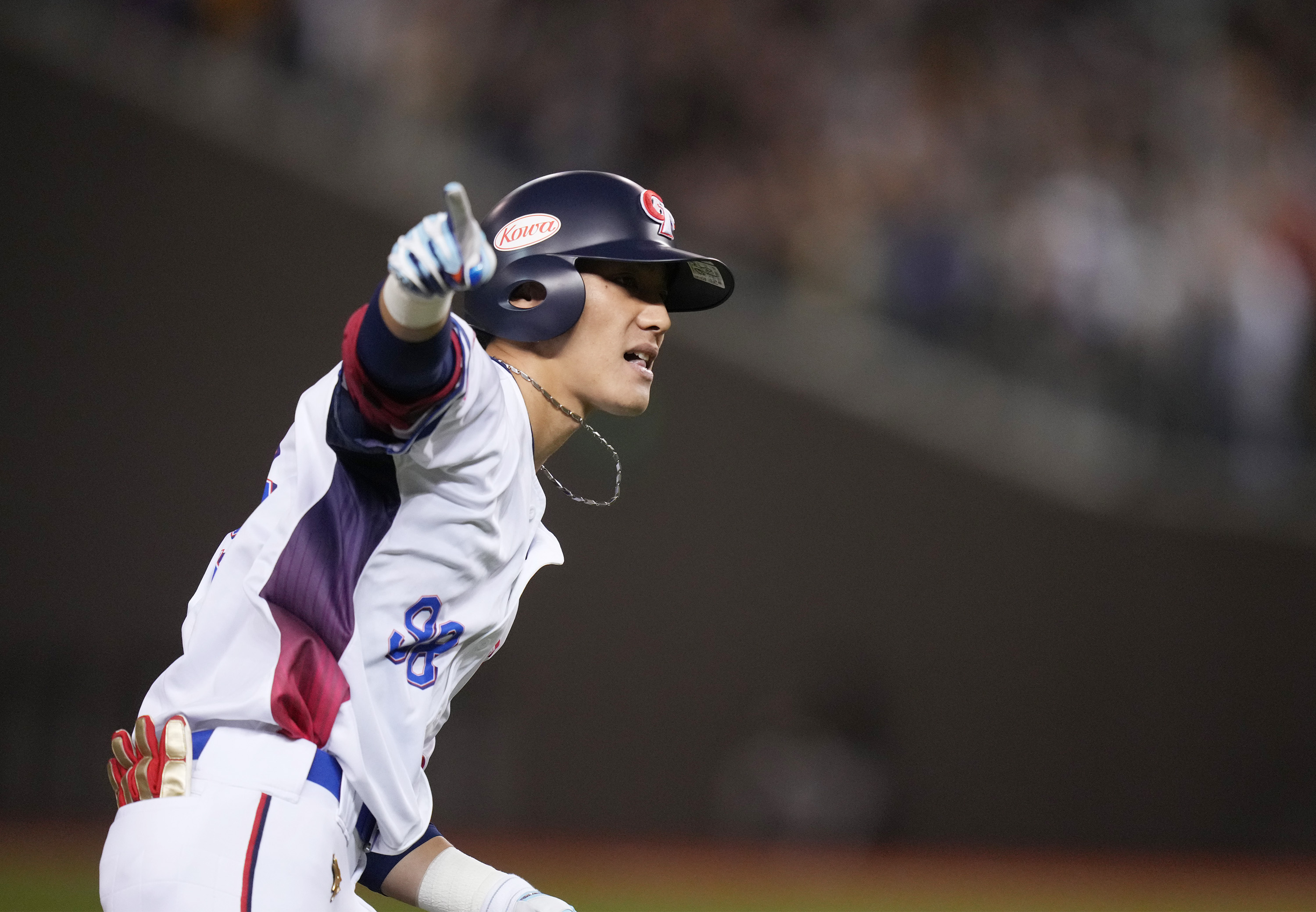 台灣打者陳晨威轟出滿貫砲，讓台灣一舉拿下4分取得領先優勢。（中華棒協提供）