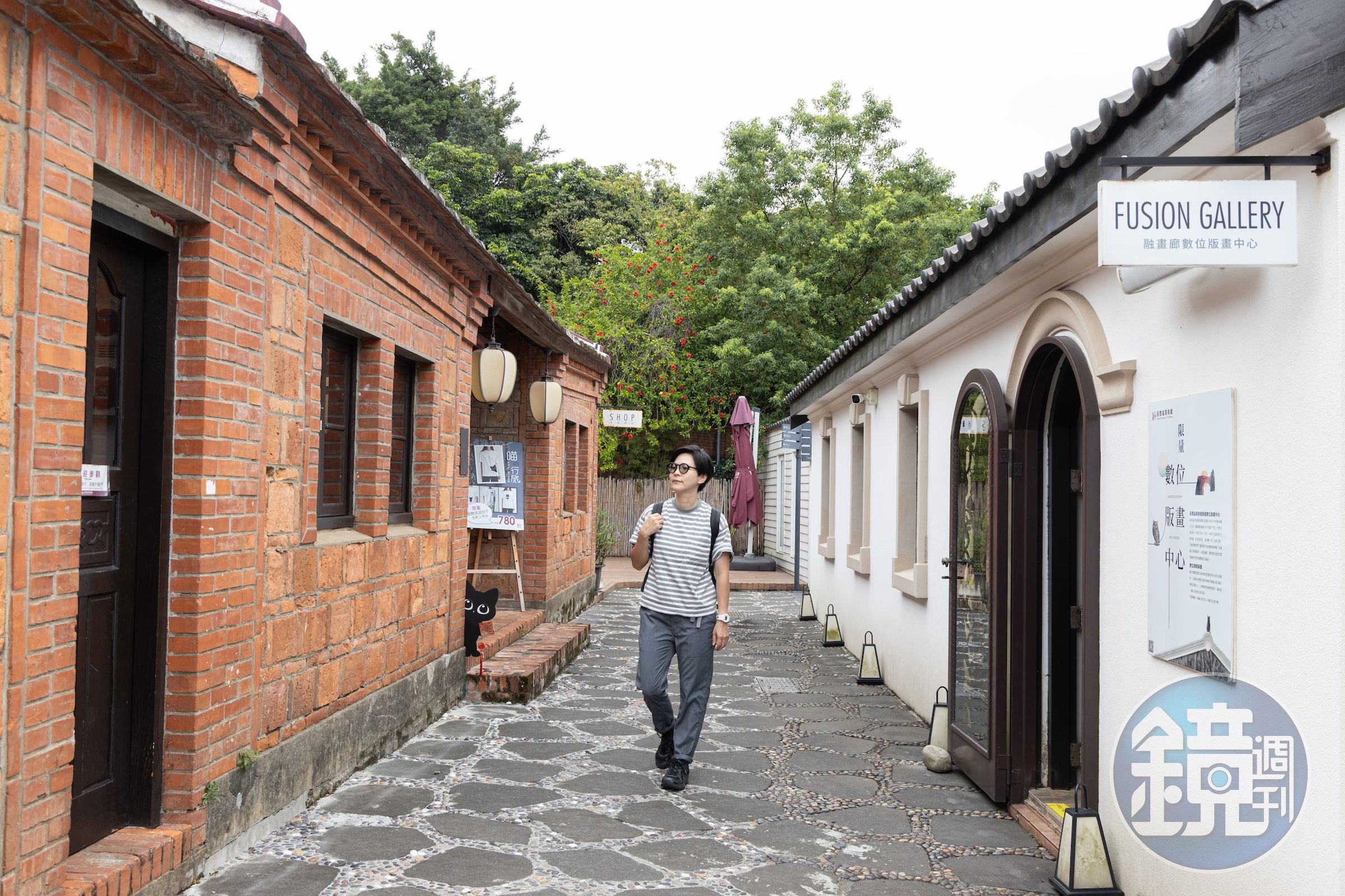 巫登益美術館園區融合歐式洋樓與清代閩式古厝,讓遊客能感受不同時代與風格的建築並置,讓人在欣賞藝術之餘,也能感受淡水深厚的歷史底蘊。