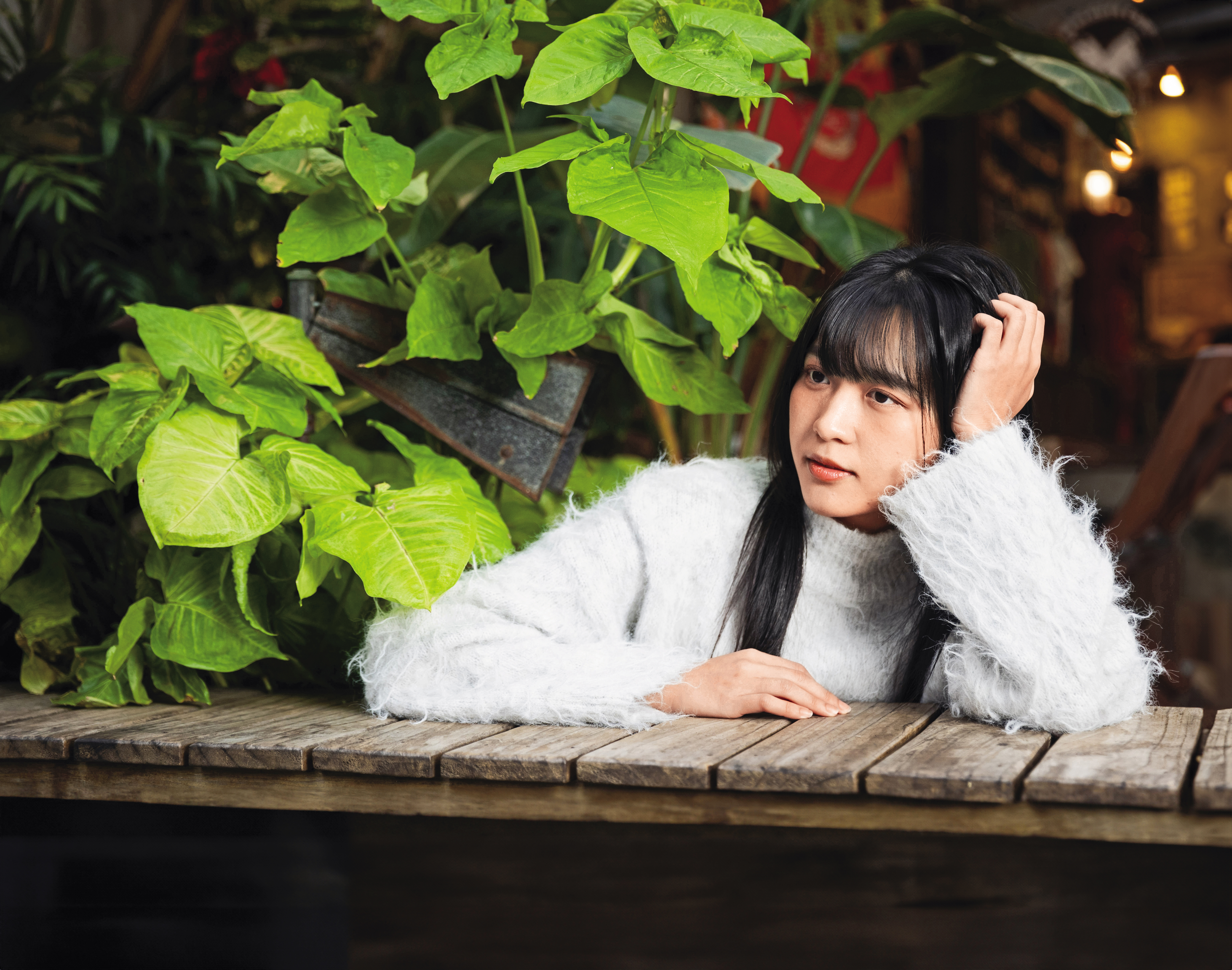 楊宜蓉從16歲開始創作，充滿了Ｚ世代的古靈精怪。