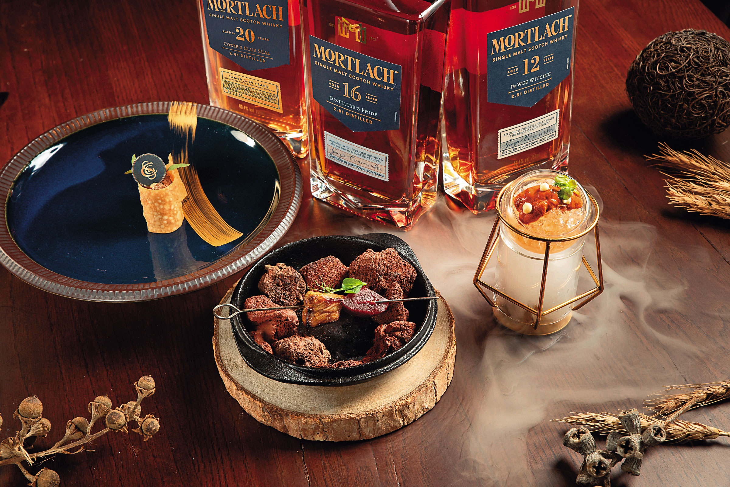 慕赫酒質豐厚多層次，旗下12、16、20年酒款，適合搭配各式料理深受老饕喜愛。