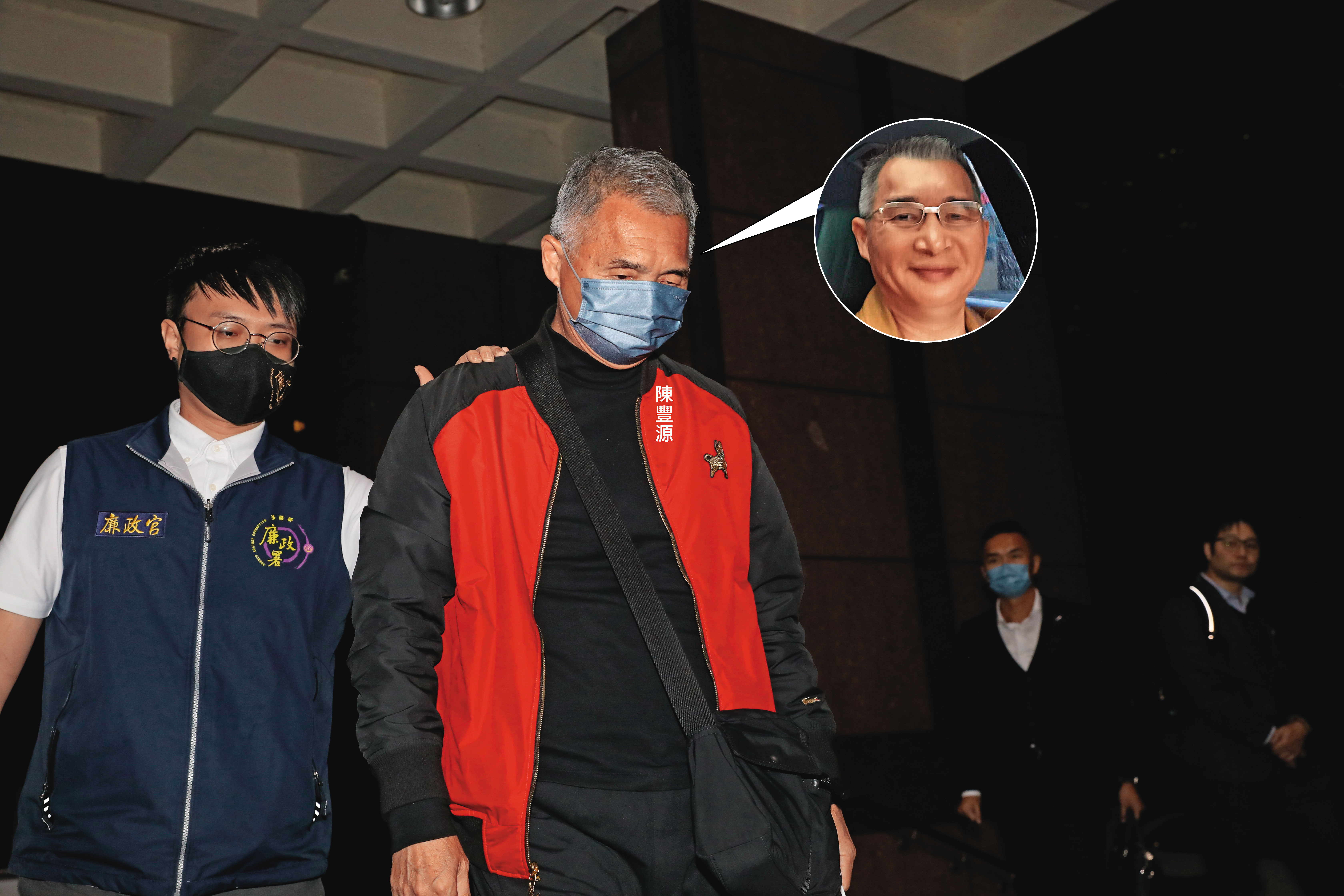 台灣智慧光網顧問陳豐源（右）涉行賄案，以150萬元交保。