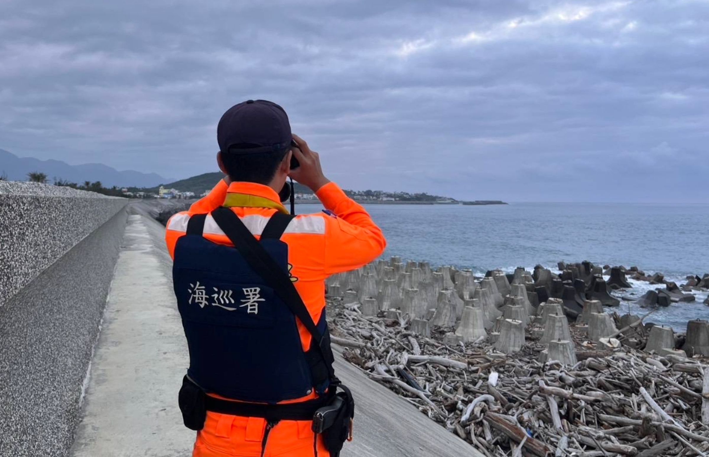 海巡署表示,目前正爭取相關預算,積極建置紅外線熱像儀等岸海監偵系統以強化國土防衛韌性。(示意圖,翻攝自海巡署官網)