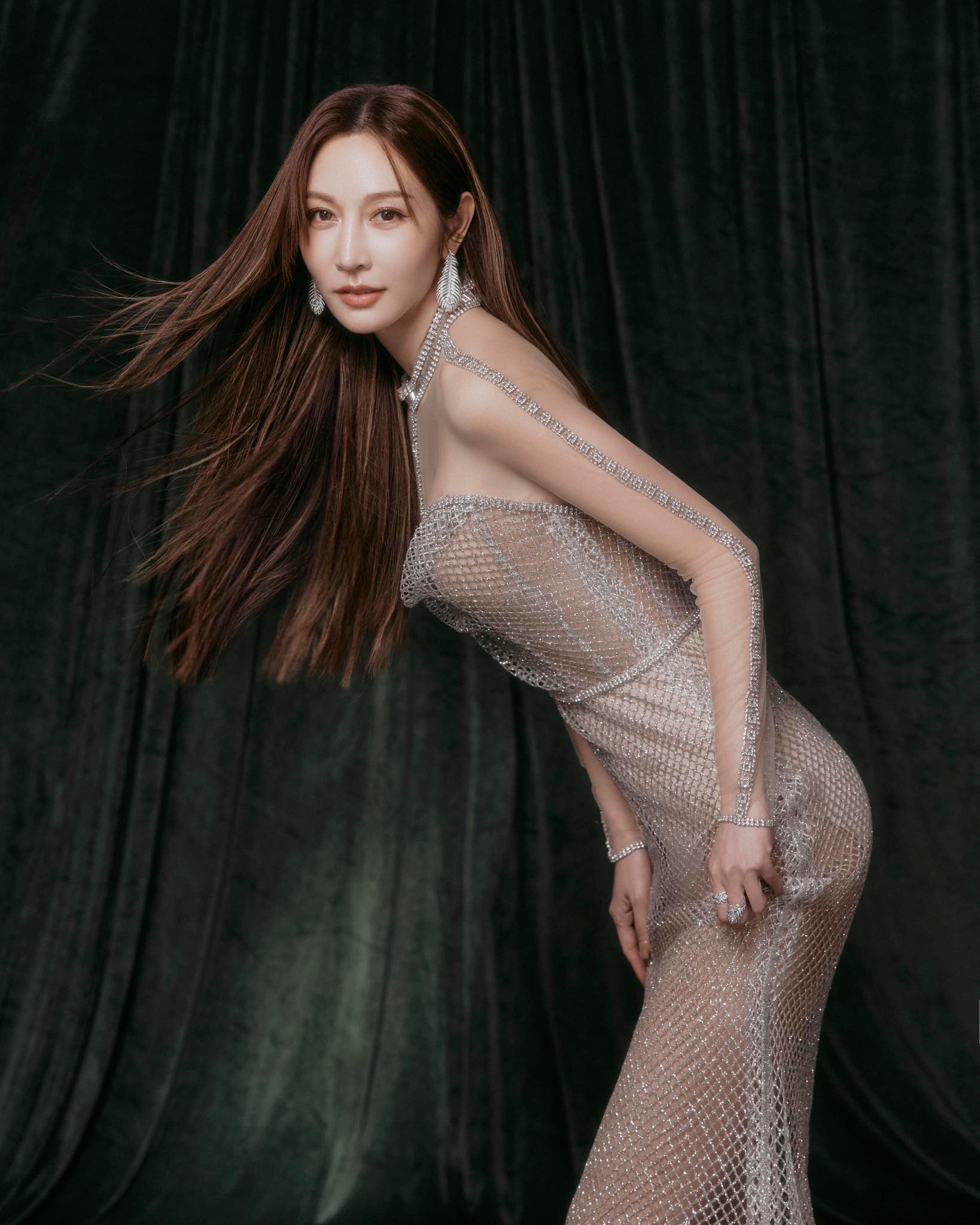 曾莞婷不甩酸民，強調無謂他人眼光活出自己的樣子。（翻攝曾莞婷臉書）