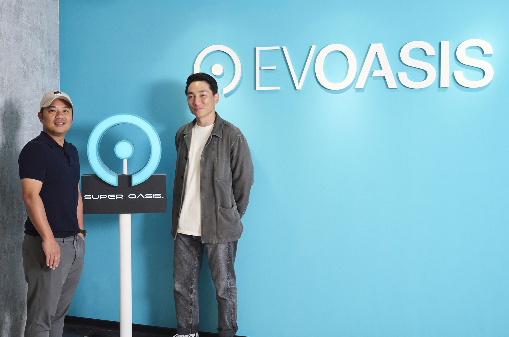 EVOASIS董事長陶百群（左） ＆ 副董事長鄭旭捷（右）