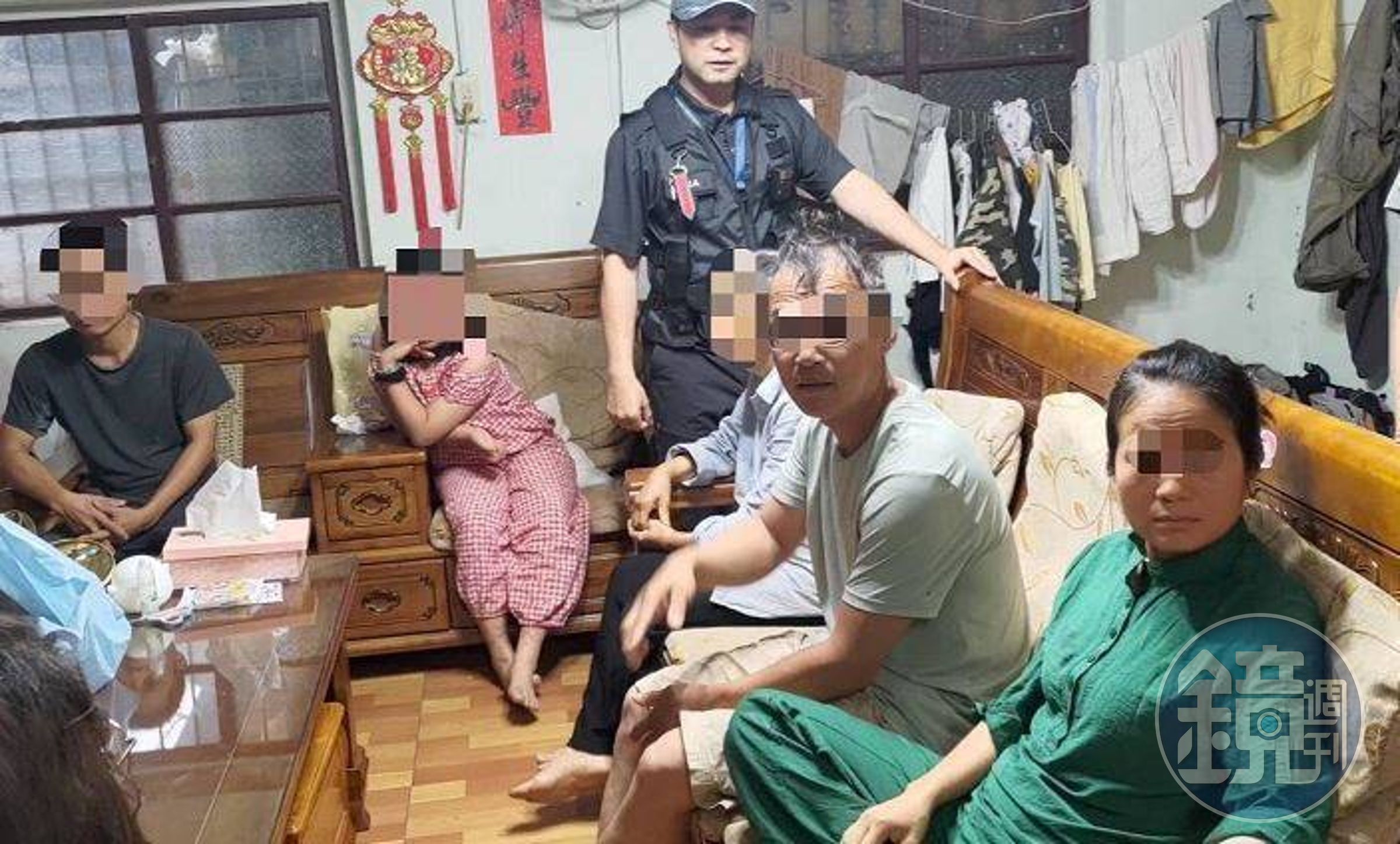 專案小組搗破邪教大本營救出遭剝削兒童。(警方提供)