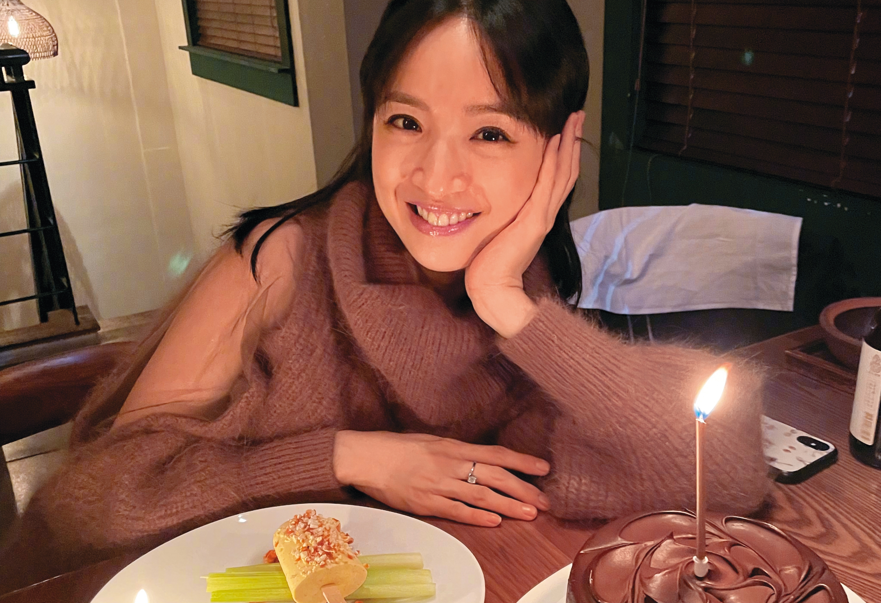 林依晨順利自然產，經紀人證實此事，並透露小孩像爸爸，十分俊俏。（翻攝自林依晨微博）