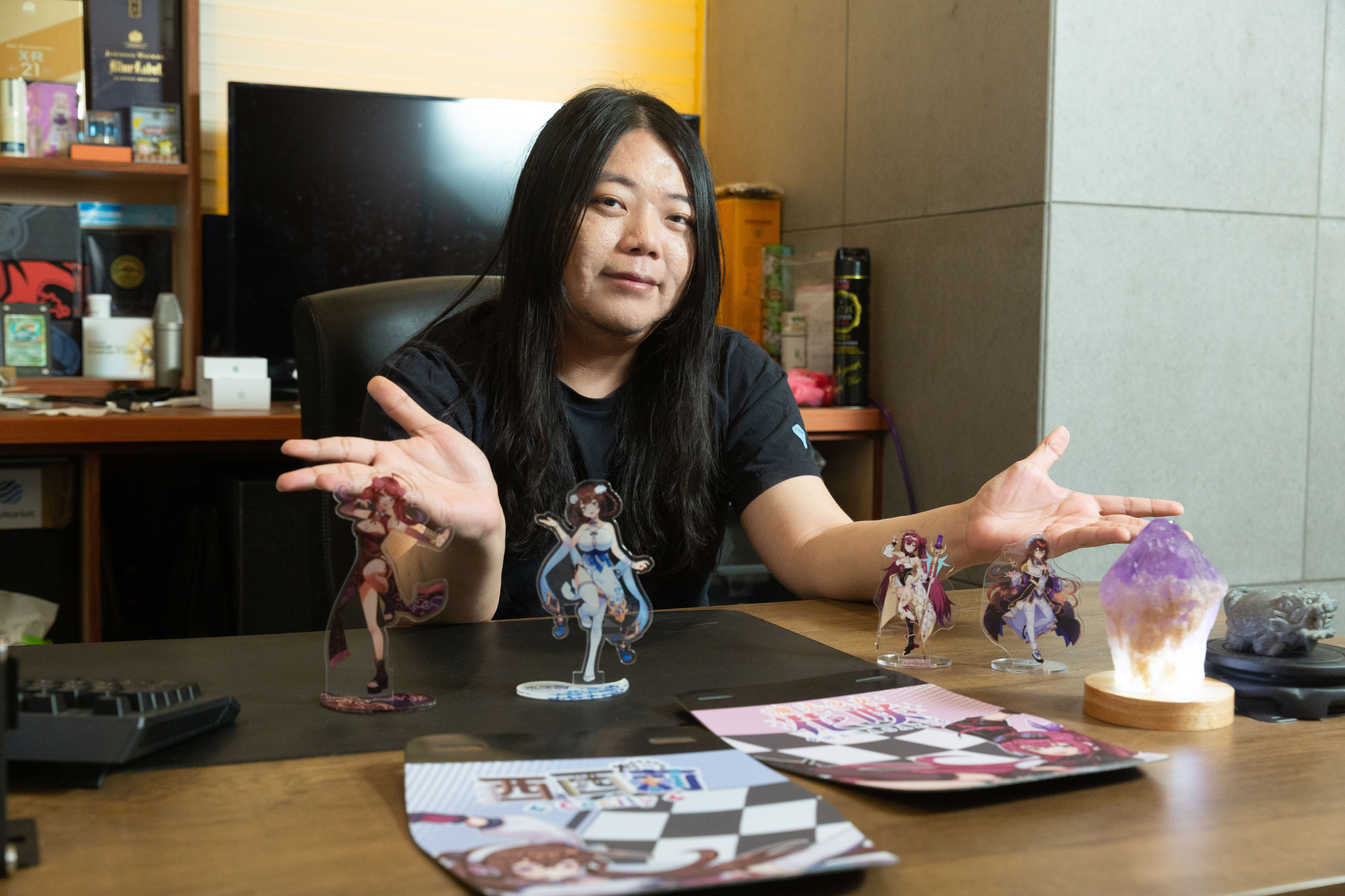 希娜科技藝術執行長吳以尋將VTuber結合手遊，擴大品牌聲量。