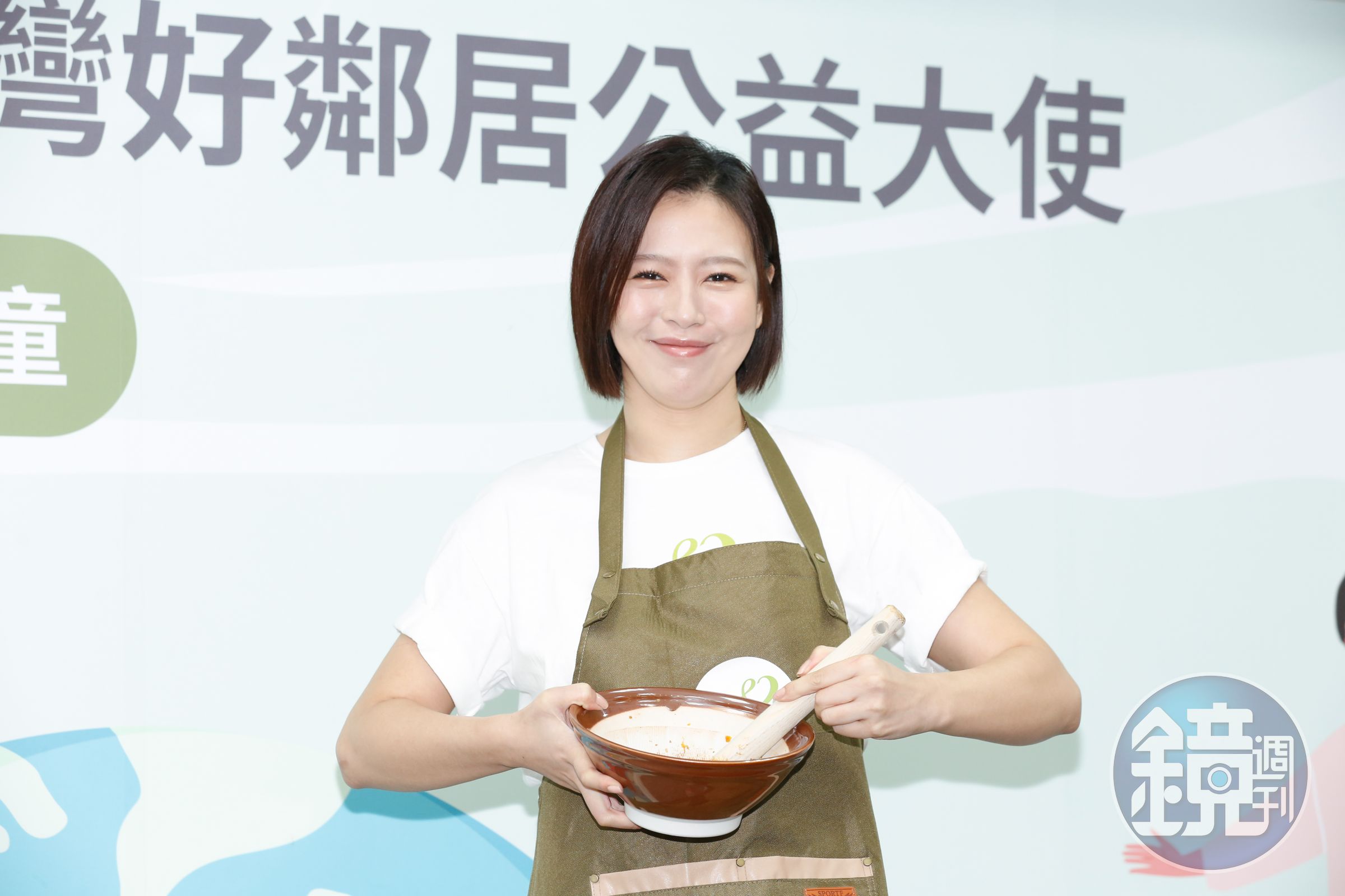 劉品言為孫可芳懷孕感到開心。