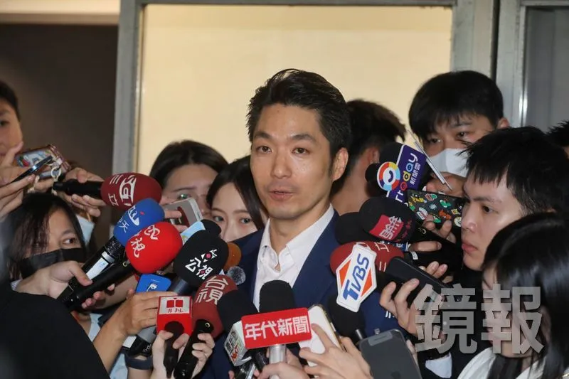蔣萬安團隊「古文觀止」狂挖沈伯洋12年前舊文　林俊憲酸：要不要連小學日記也翻…