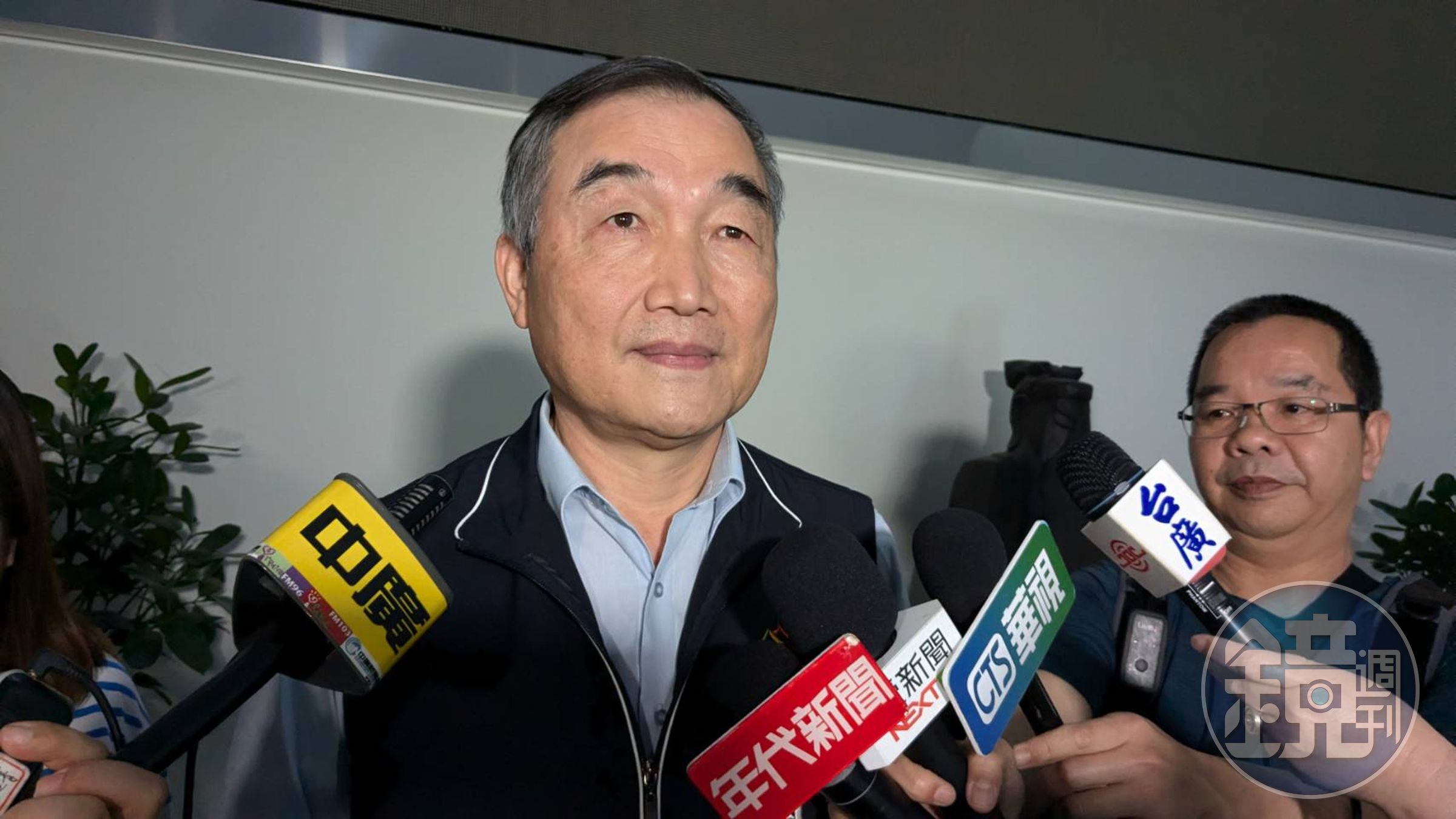 台中市副市長黃國榮表示，對於吳局長貪汙一事，他也感到錯愕。 