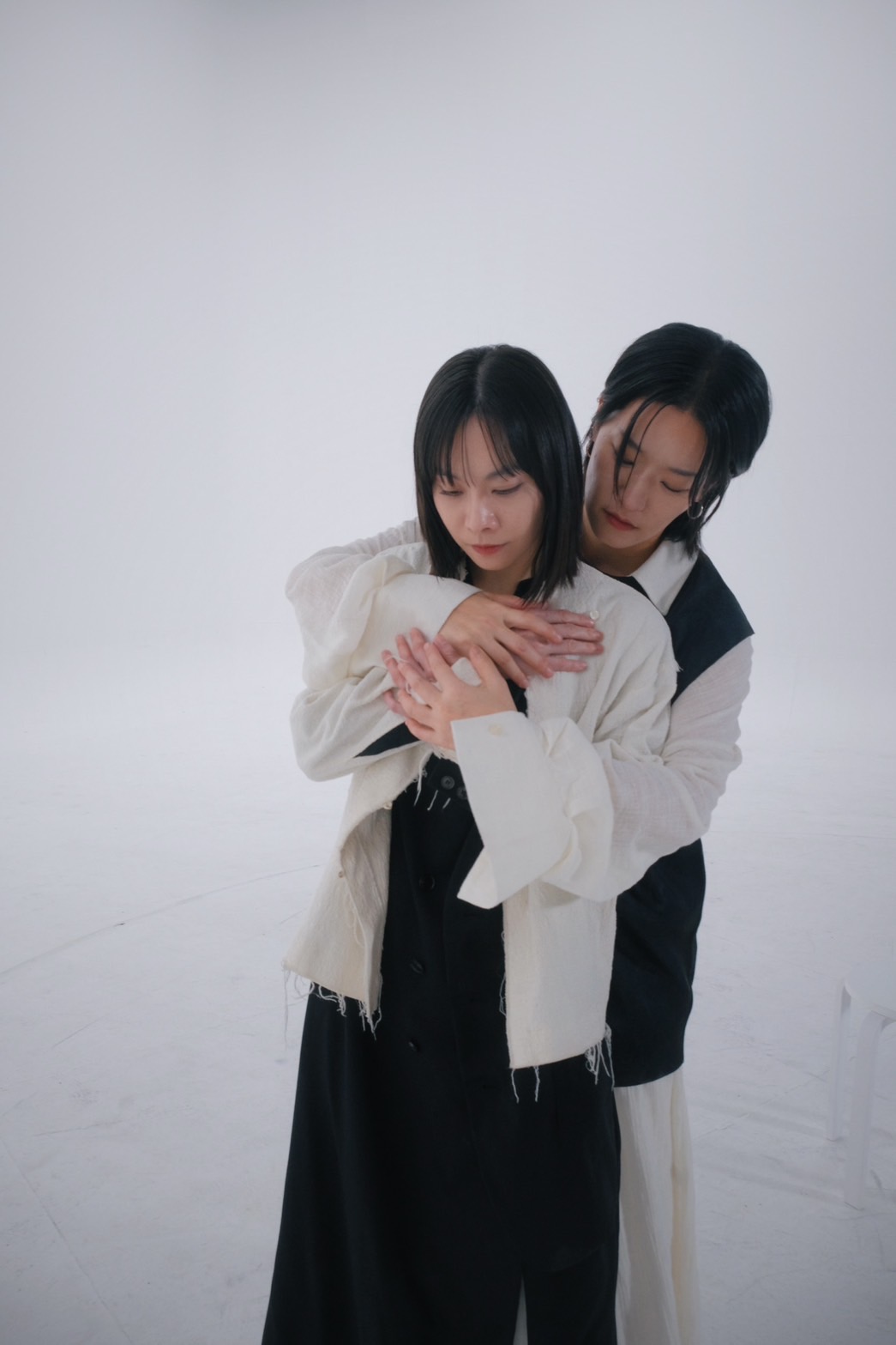 鄭宜農與韓國詩人歌手李瀧首次合作。（邊走邊聽有限公司+ Fantimate提供）