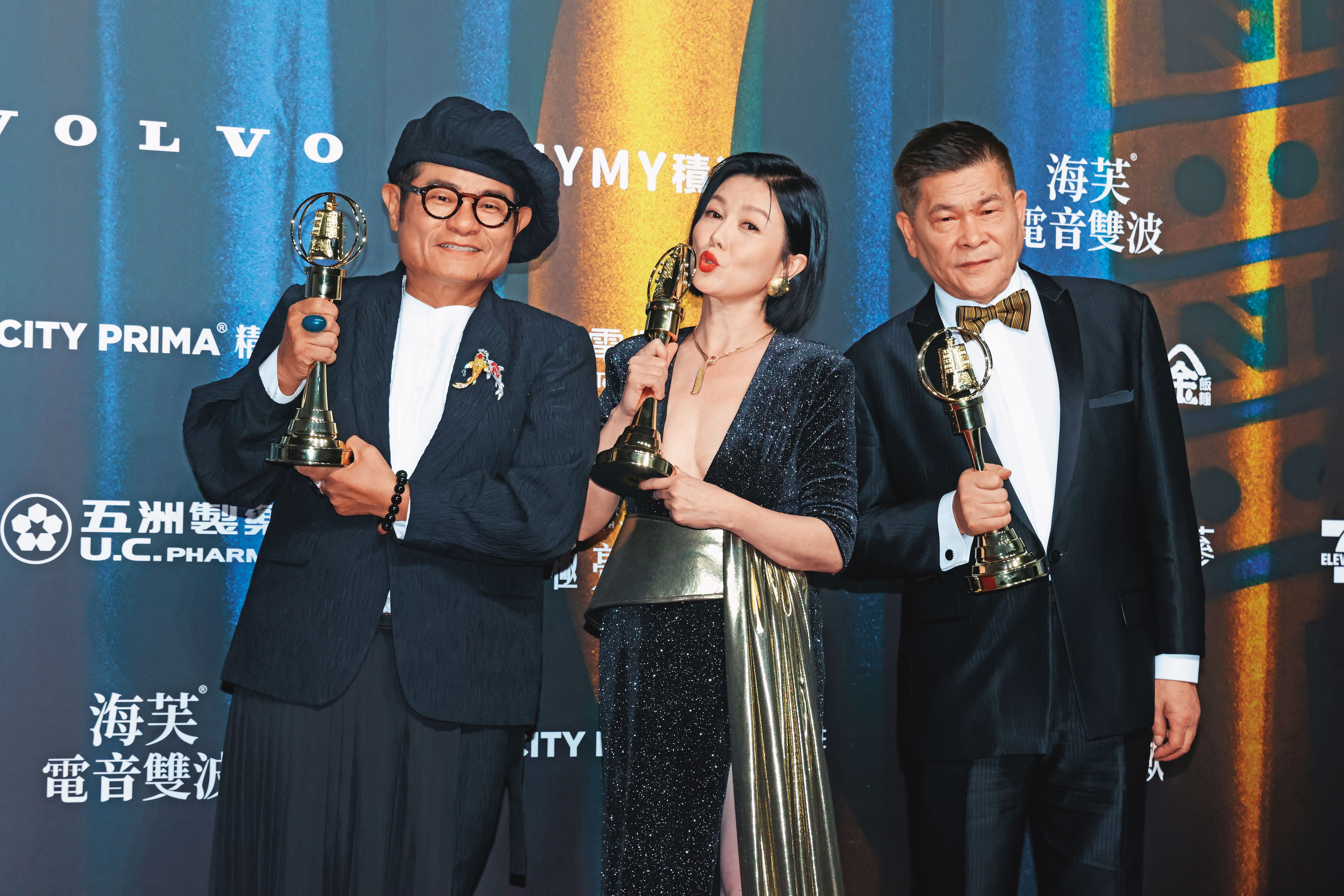 藝人澎恰恰上月風光拿下金鐘獎，卻再度爆出合約金錢糾紛。（林弘斌攝）