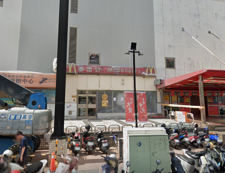 經營26年的麥當勞台中大潤發忠明店將於本月底歇業。（翻攝Google Maps）