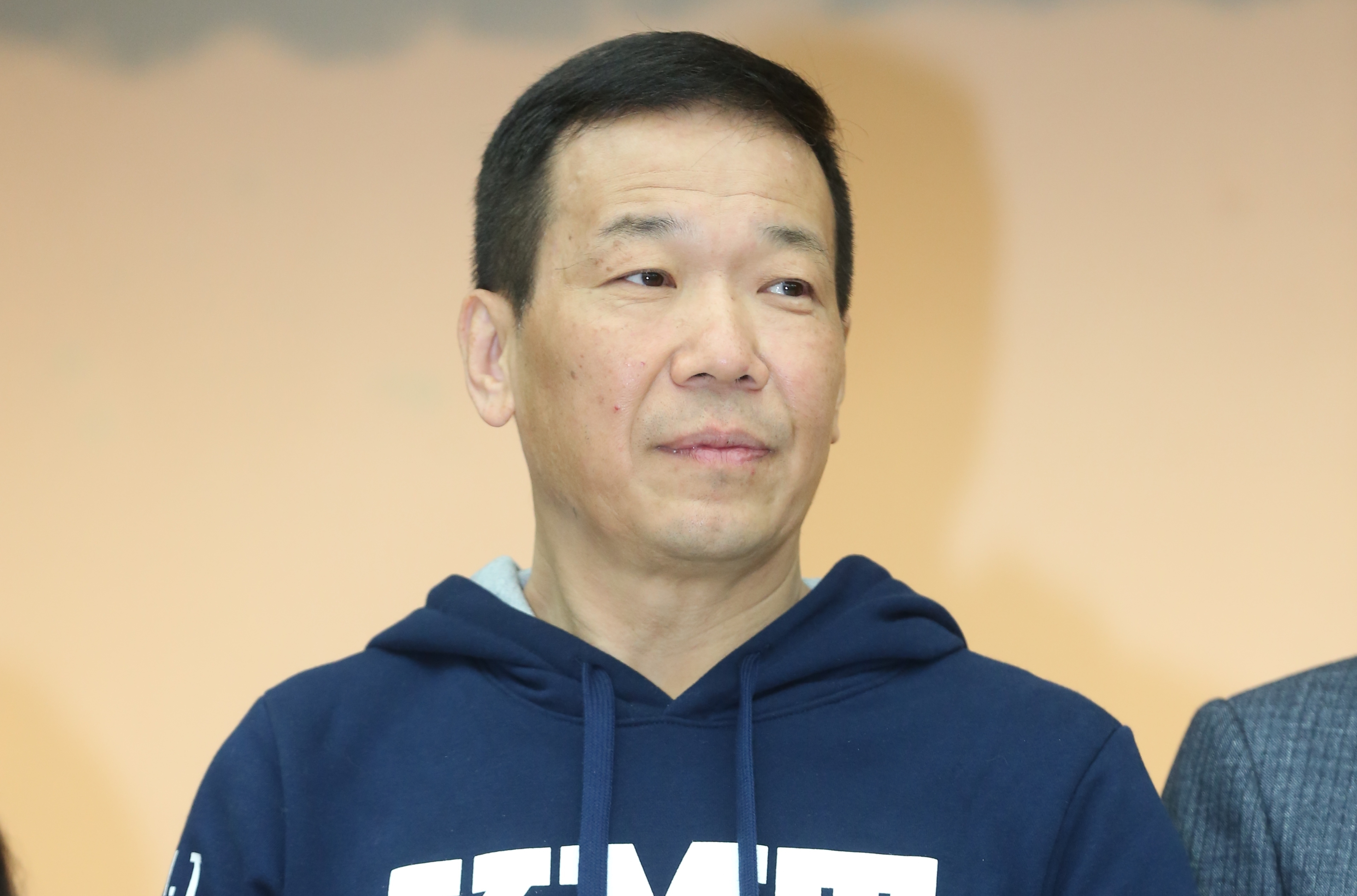 鍾小平今現身北檢提供情資，並提到正在查勾稽那個房子是誰的，如果是那個人的話，將可能讓柯文哲「一槍斃命」。（本刊資料照）