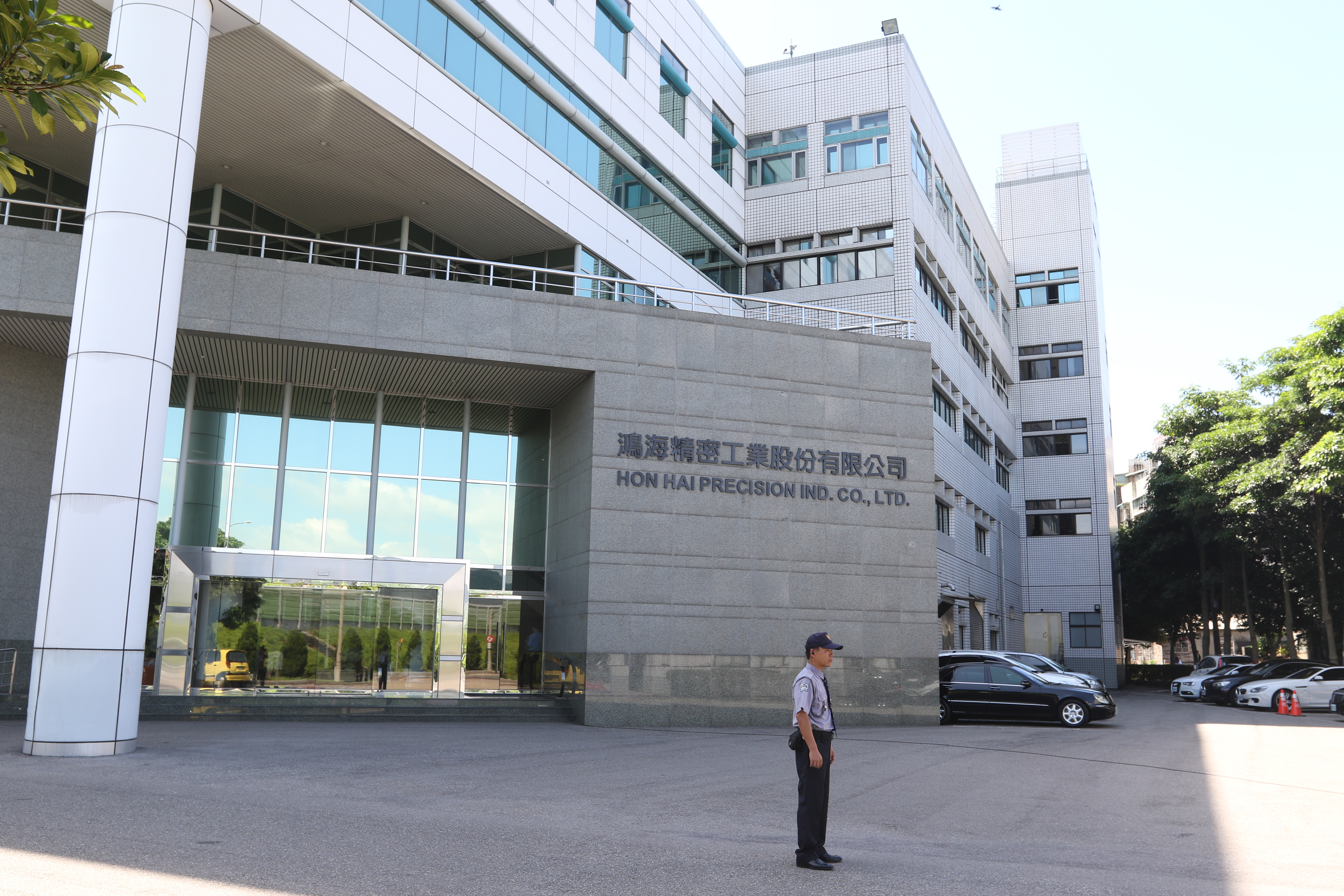 鴻海證實此次發出季分紅88.34億元，是連續第4年成長。（本刊資料照）