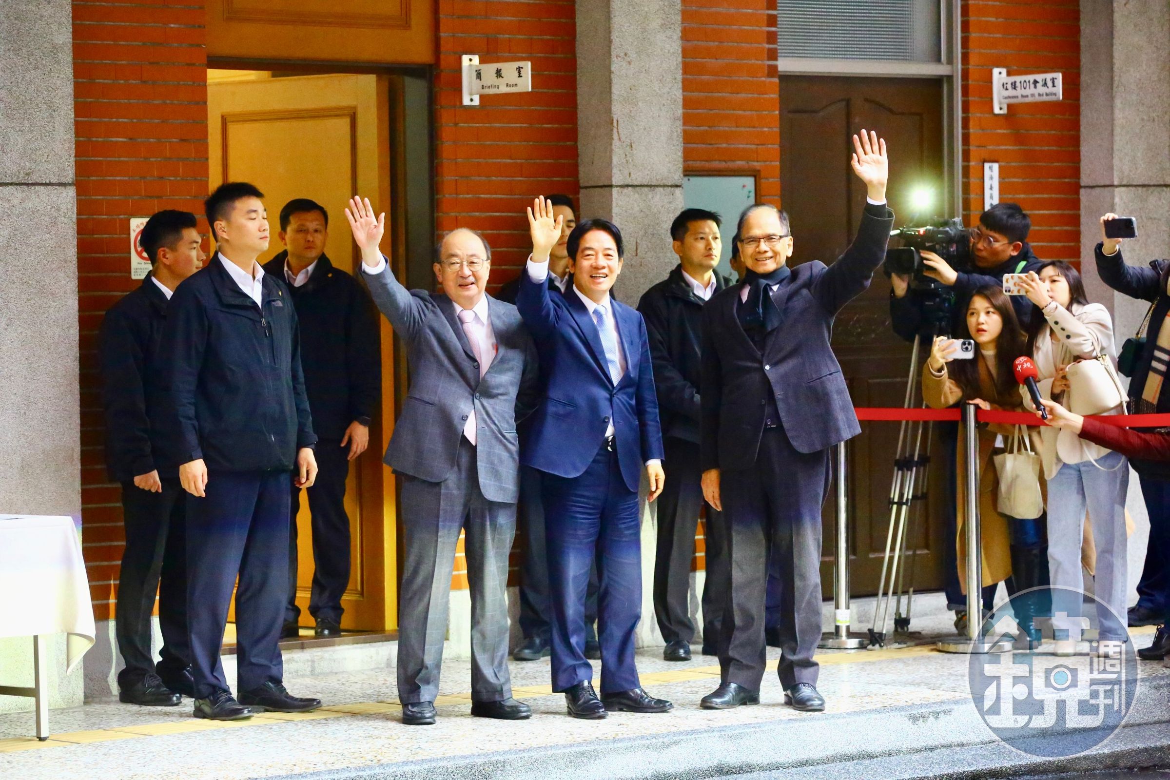 民進黨舉行新科立委共識營,賴清德到場分享經驗,提出3點建議給新科綠委們。