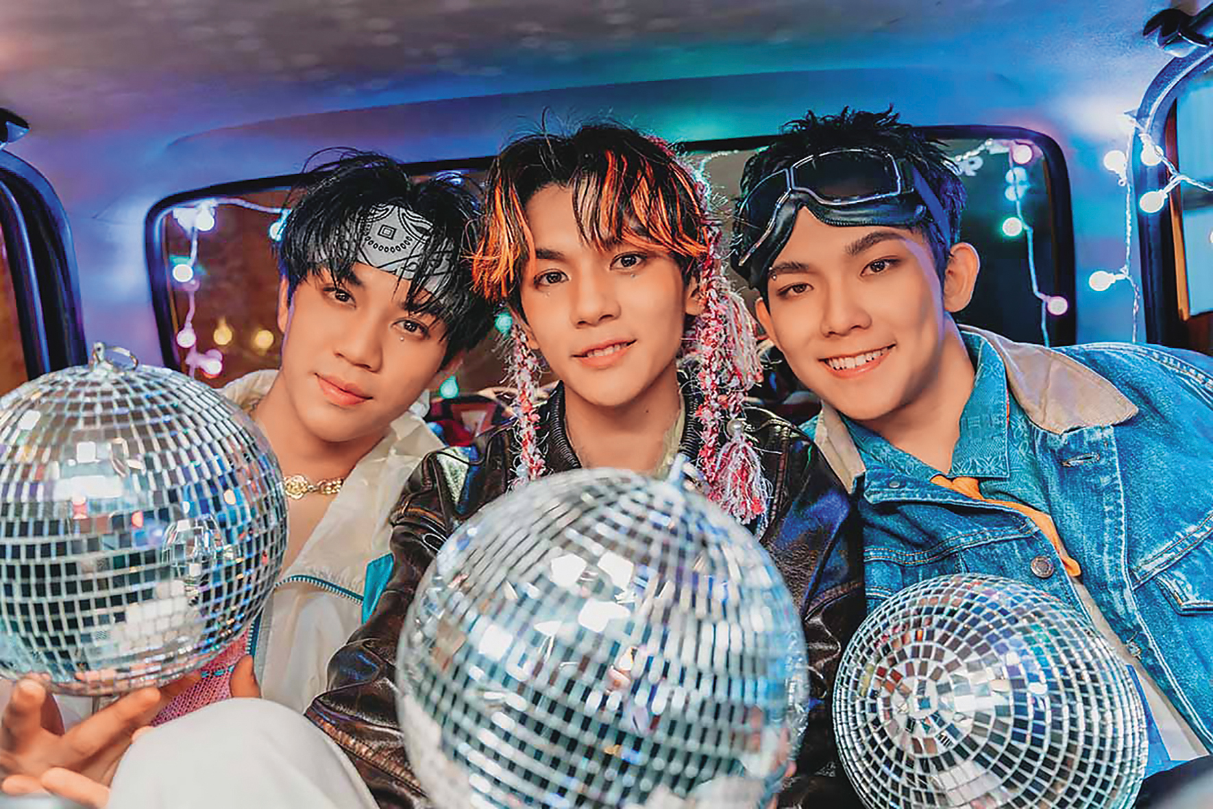AcQUA源少年舞蹈小分隊R.Y.G.，推出復古迪斯可風格歌曲〈Disco Night〉。左起李秉諭、盧佾暘、林毓家。（種子音樂提供）