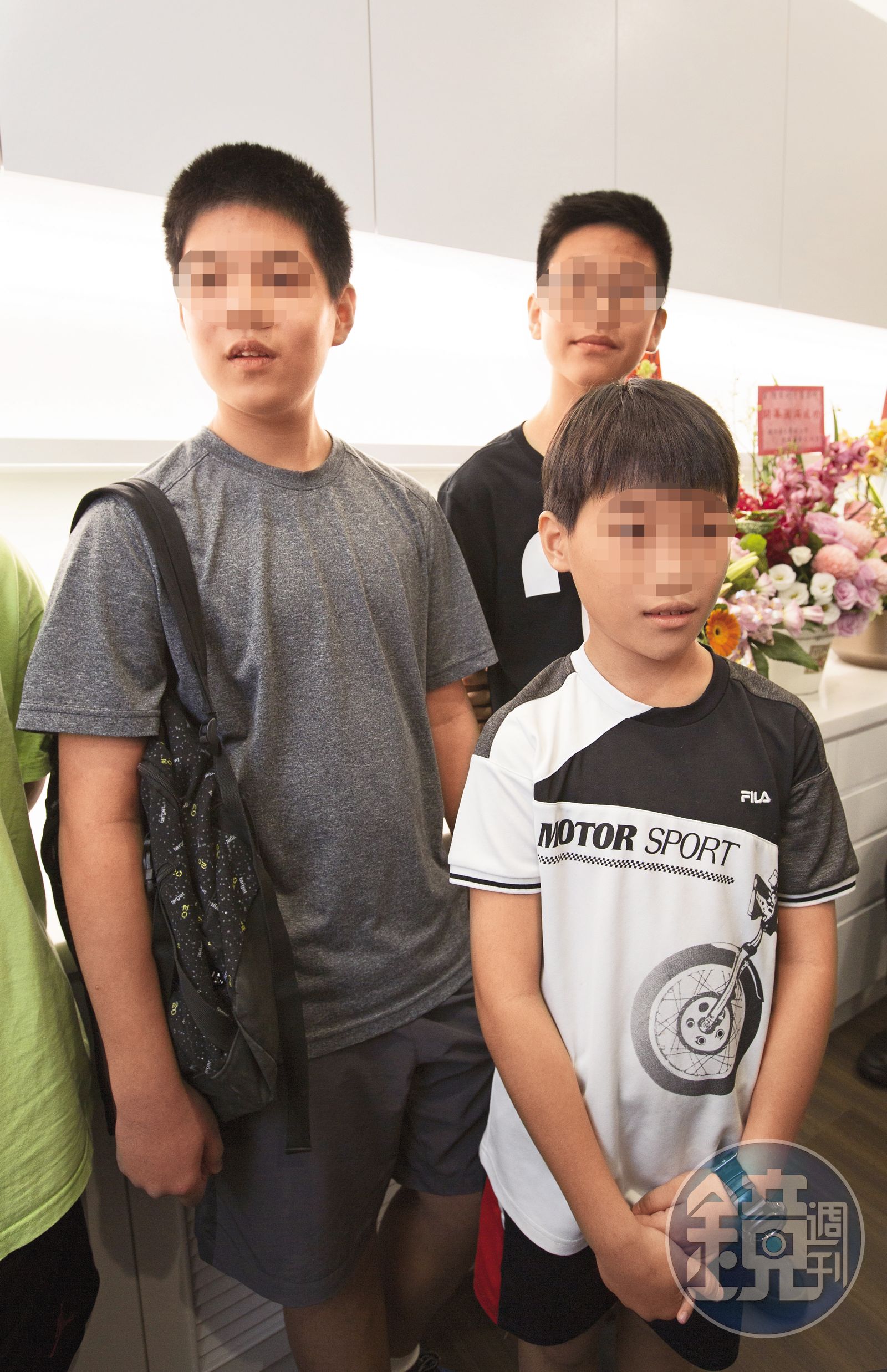 趙建銘與陳幸妤育有3子，現均已成年，正向趙請求返還陳幸妤贈與3兄弟的2,300萬元。圖為2016年陳幸妤診所開幕畫面