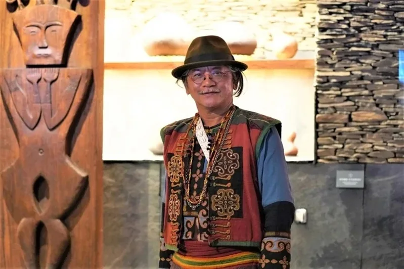 排灣族藝術家撒古流．巴瓦瓦隆因性侵案遭判刑定讞，國家文藝獎取消其得獎資格，並追回獎金。（翻攝自國立台灣博物館網站）