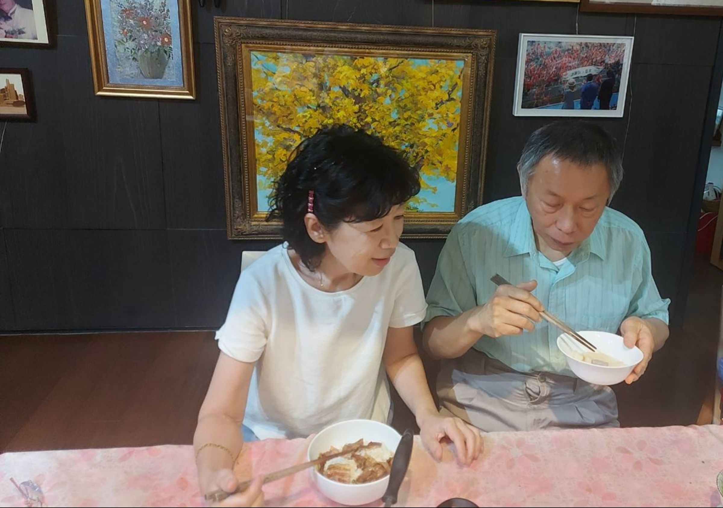 陳佩琪透露不在乎柯文哲是否會看不雅片,標準為「沒在外面有私生子、等我老了跑來爭產就好了…」。(翻攝自臉書@陳佩琪)