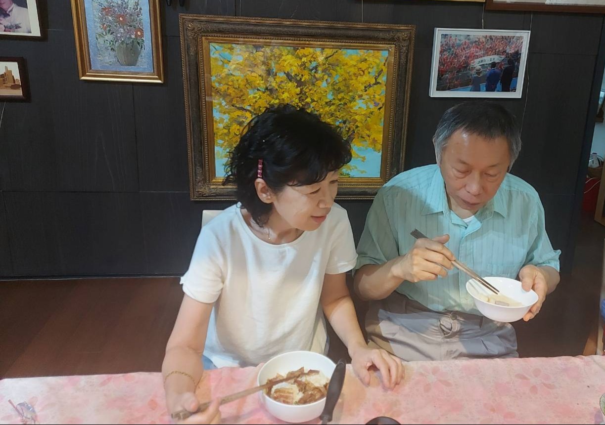 陳佩琪透露不在乎柯文哲是否會看不雅片，標準為「沒在外面有私生子、等我老了跑來爭產就好了…」。（翻攝自臉書@陳佩琪）