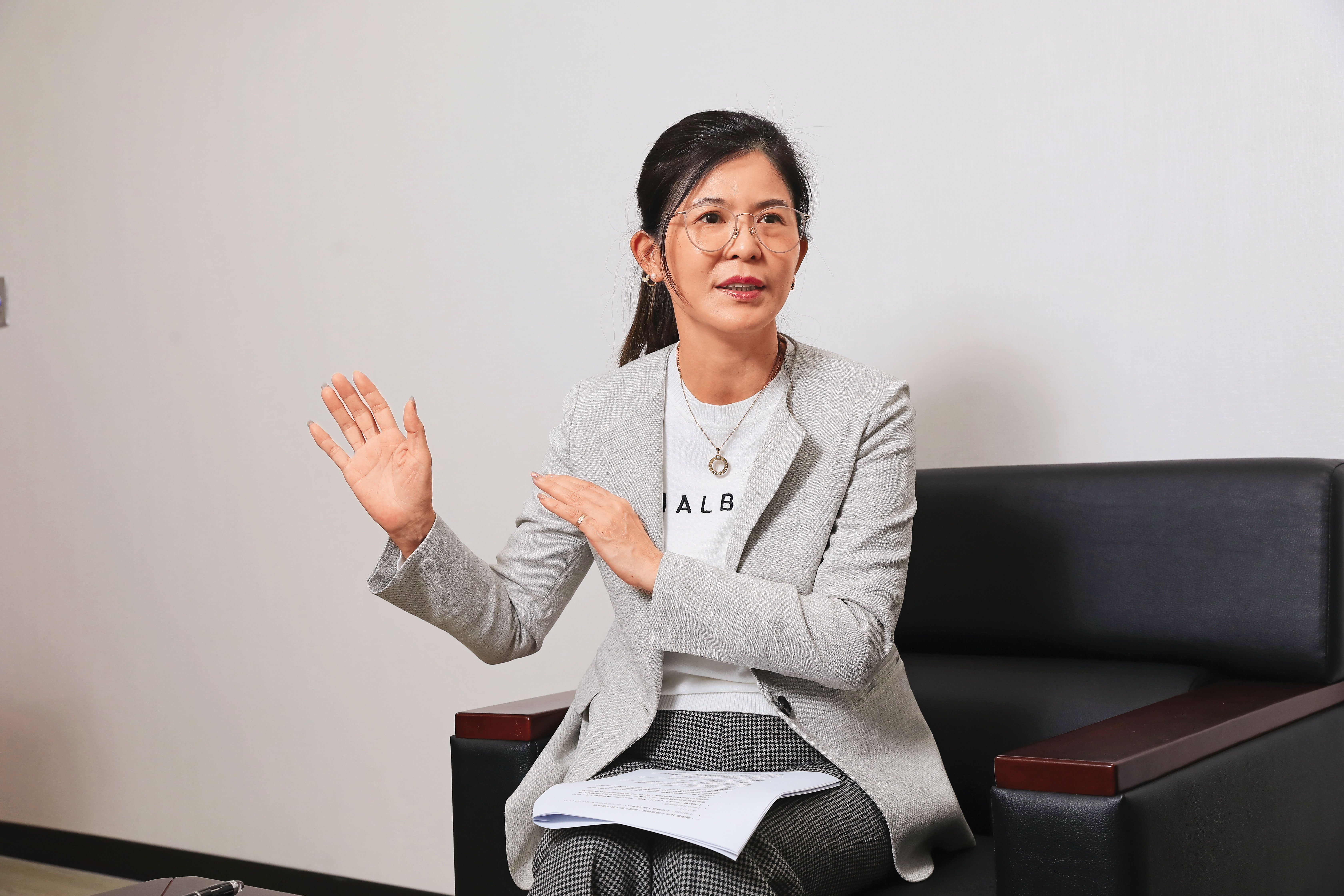 合庫金首席經濟學家徐千婷分析，除非景氣快速惡化，否則聯準會降息幅度將小於市場預期。