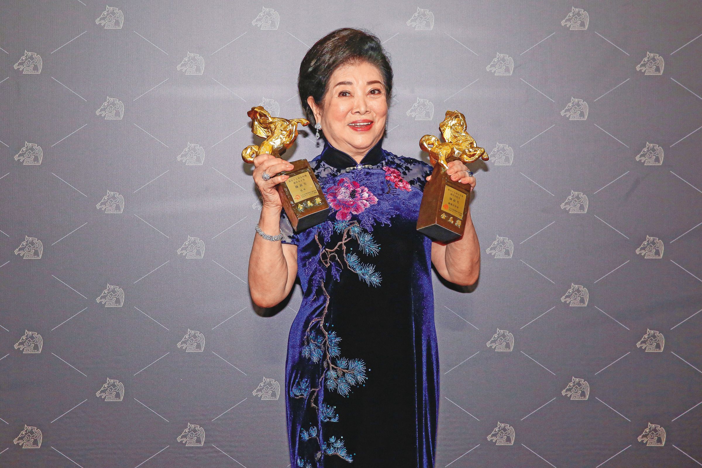 2020年陳淑芳同時以《孤味》與《親愛的房客》,獲得第57屆金馬獎最佳女主角與女配角獎,成為最高齡的演員獎得主,並創下首位同時奪下女主角與女配角的紀錄。