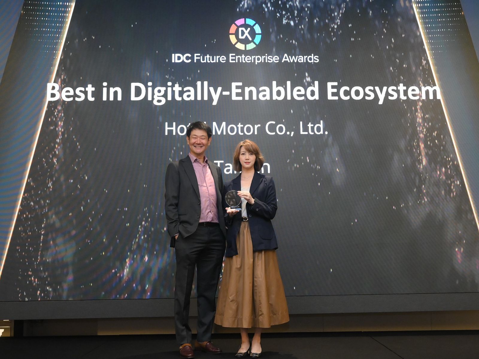 獲IDC數位賦能生態系大獎 蘇純興力推和泰集團AI策略曝光