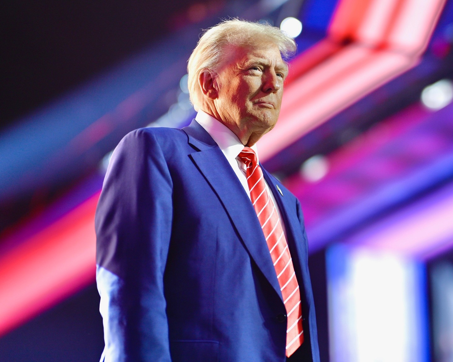 美國總統川普正考慮將對數十個國家的公民實施全面旅遊限制。（翻攝自臉書＠Donald J. Trump）