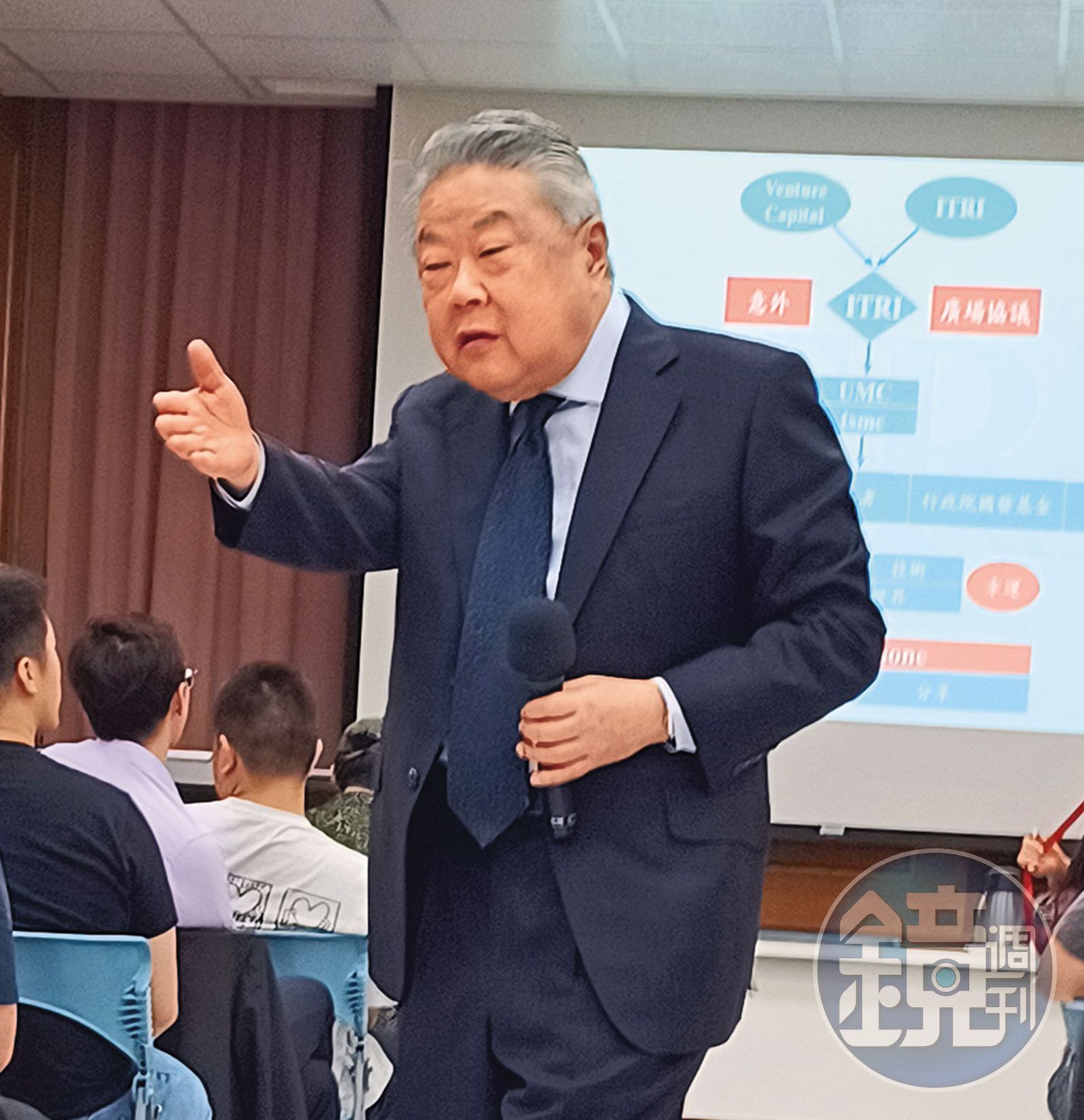 綽號「CK楊」的藍營金主楊建綱，是各方積極攏絡重要人士之一