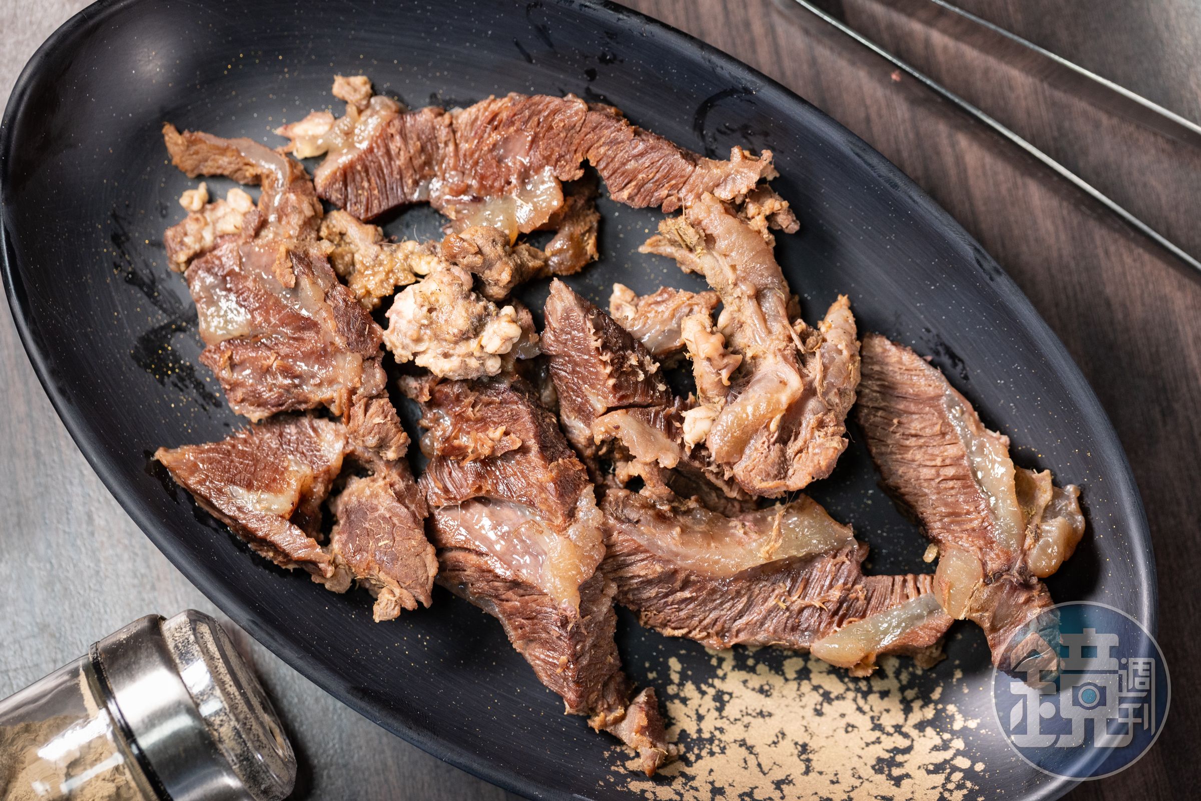 「清燉臉頰肉」呈現綿密黏嘴的口感。（300元／份）