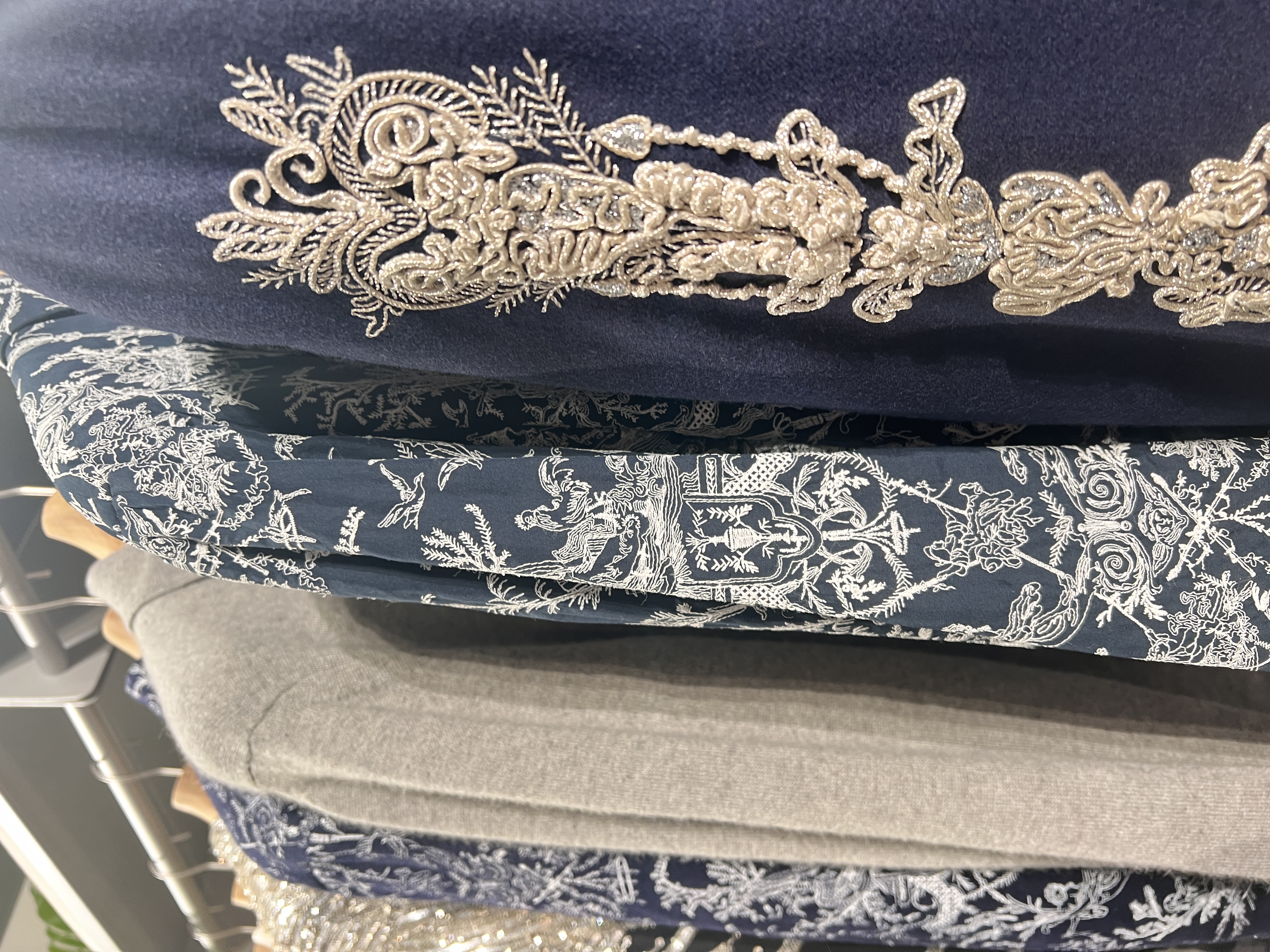 精緻的手工刺繡，在本次活動中都可以客制化訂製。