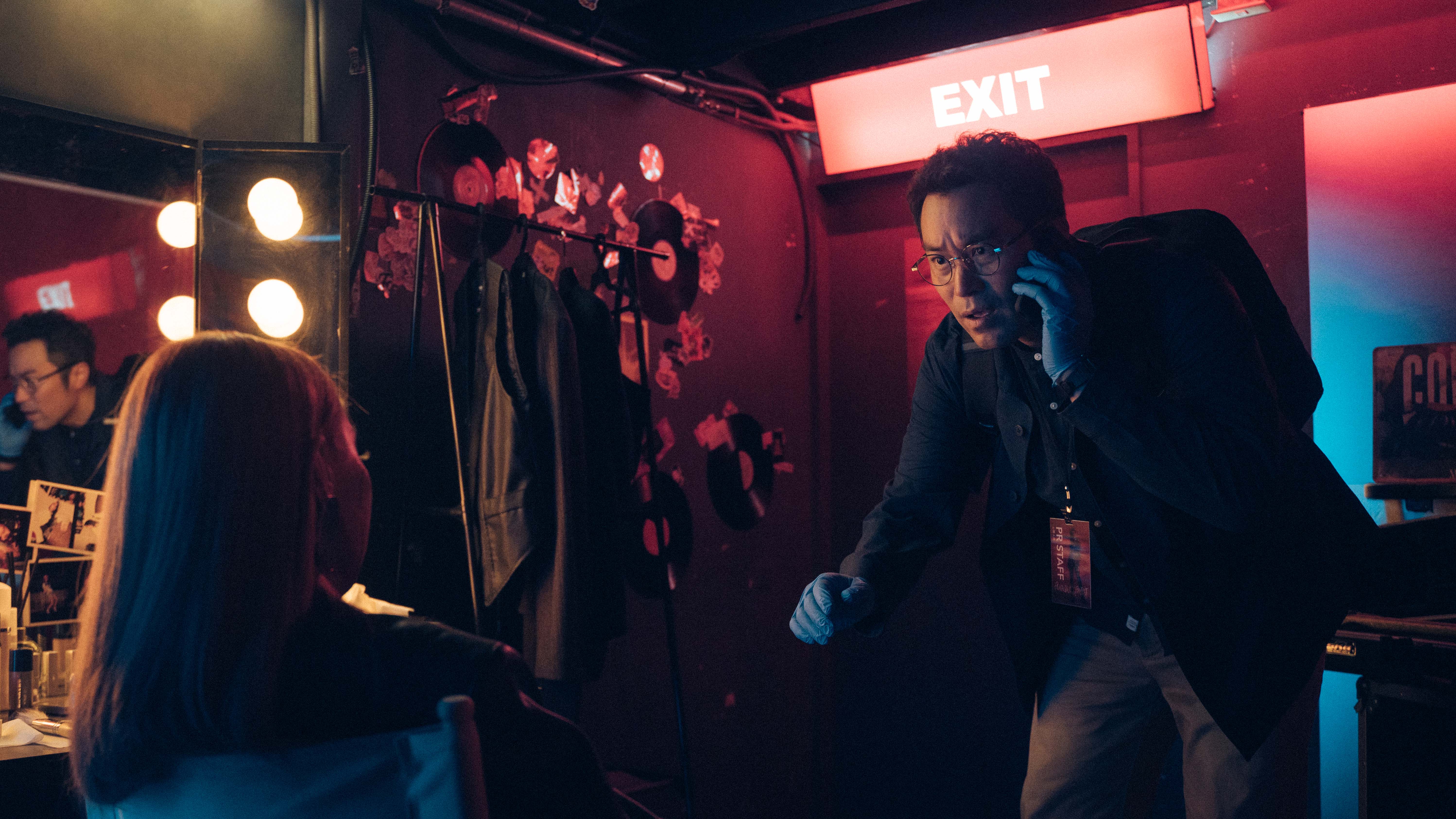 《誰是被害者：第2季》張孝全目睹Karencici慘遭割喉命案現場。（Netflix提供）